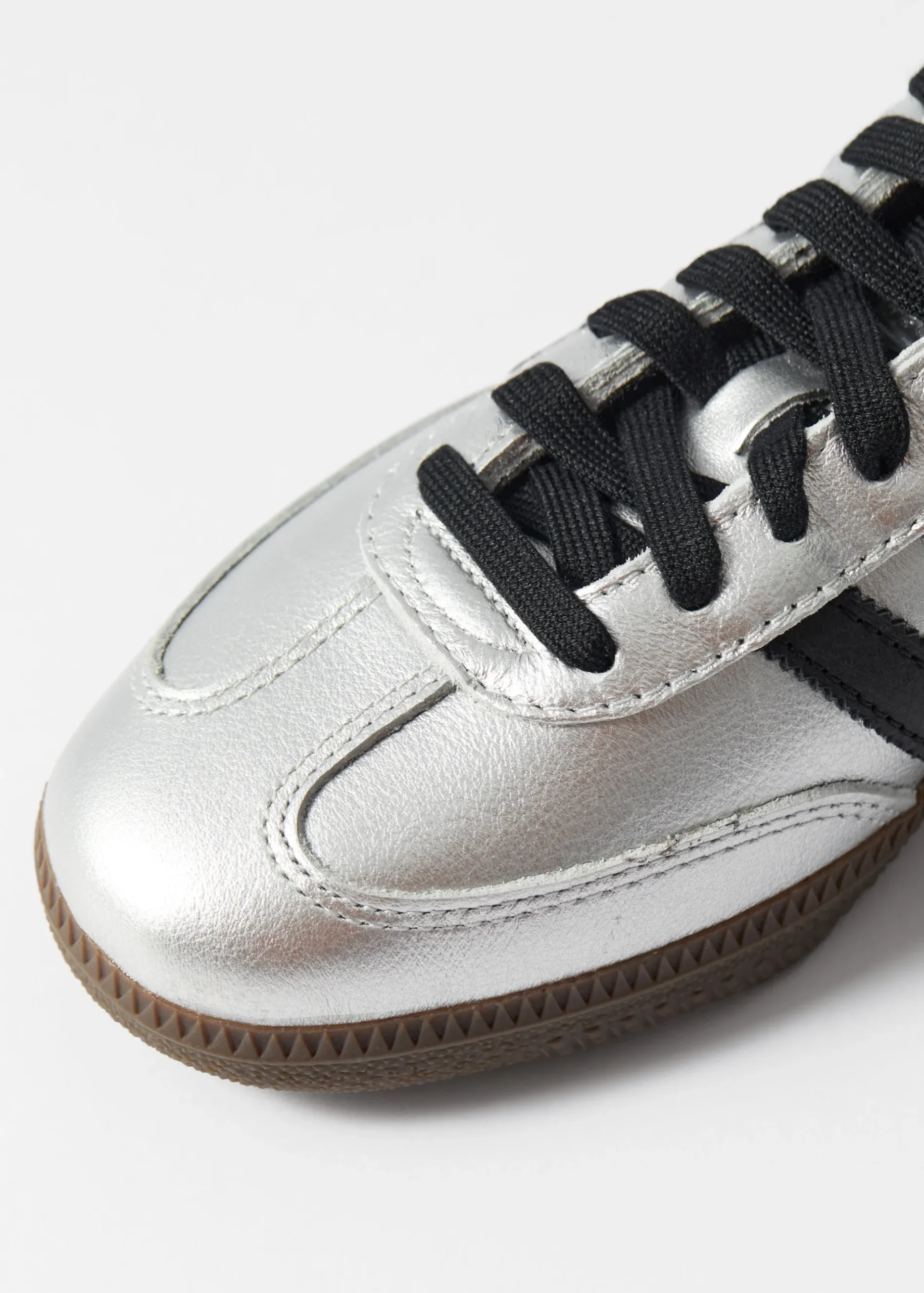 & Other Stories adidas Originals ZX 700