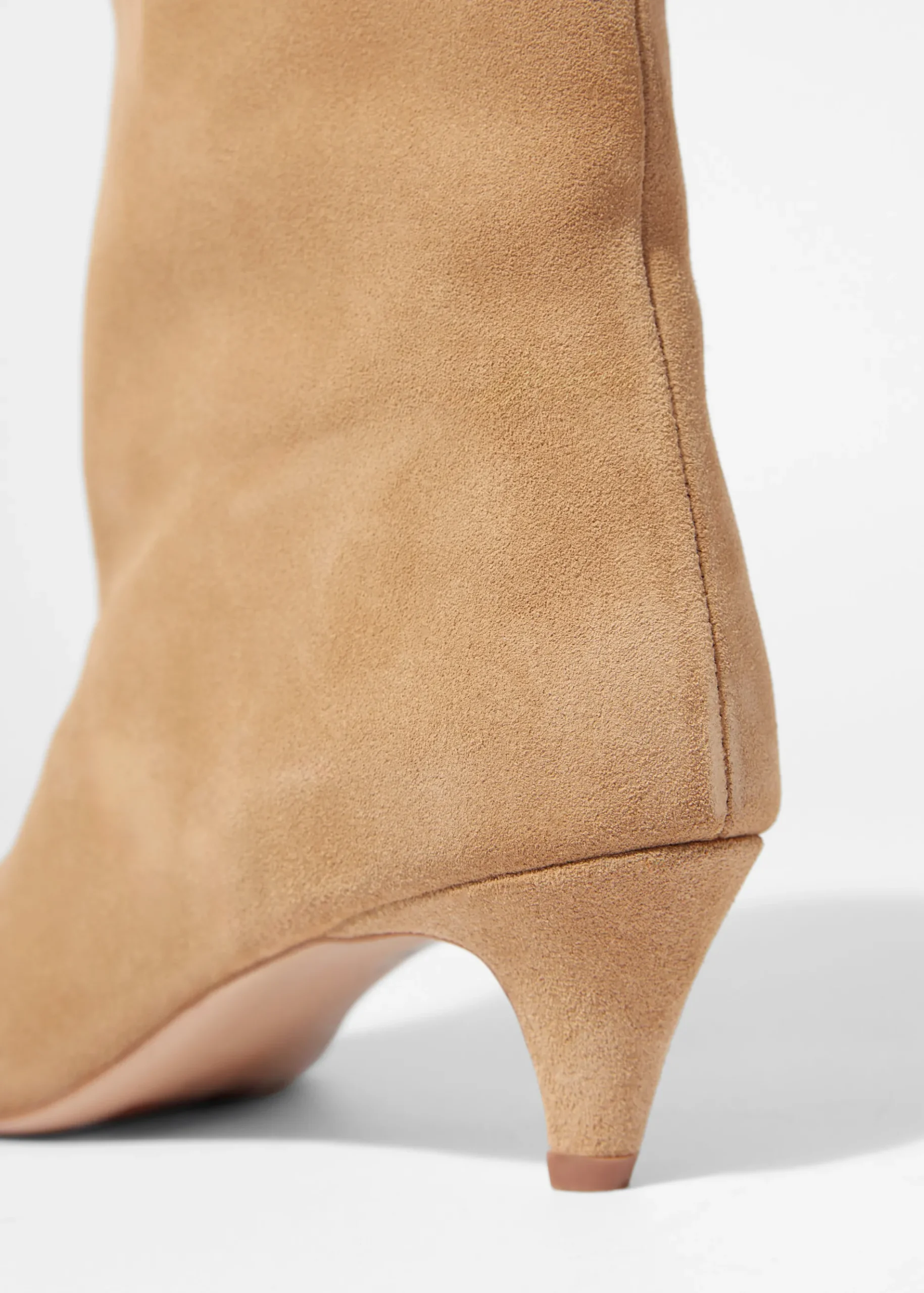 & Other Stories Ankle Boots mit weitem Schaft