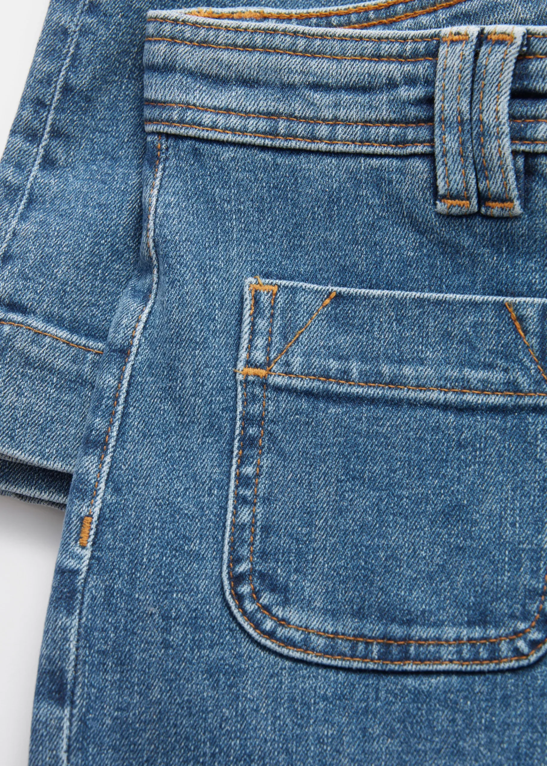 & Other Stories Ausgestellte Jeans mit hohem Bund