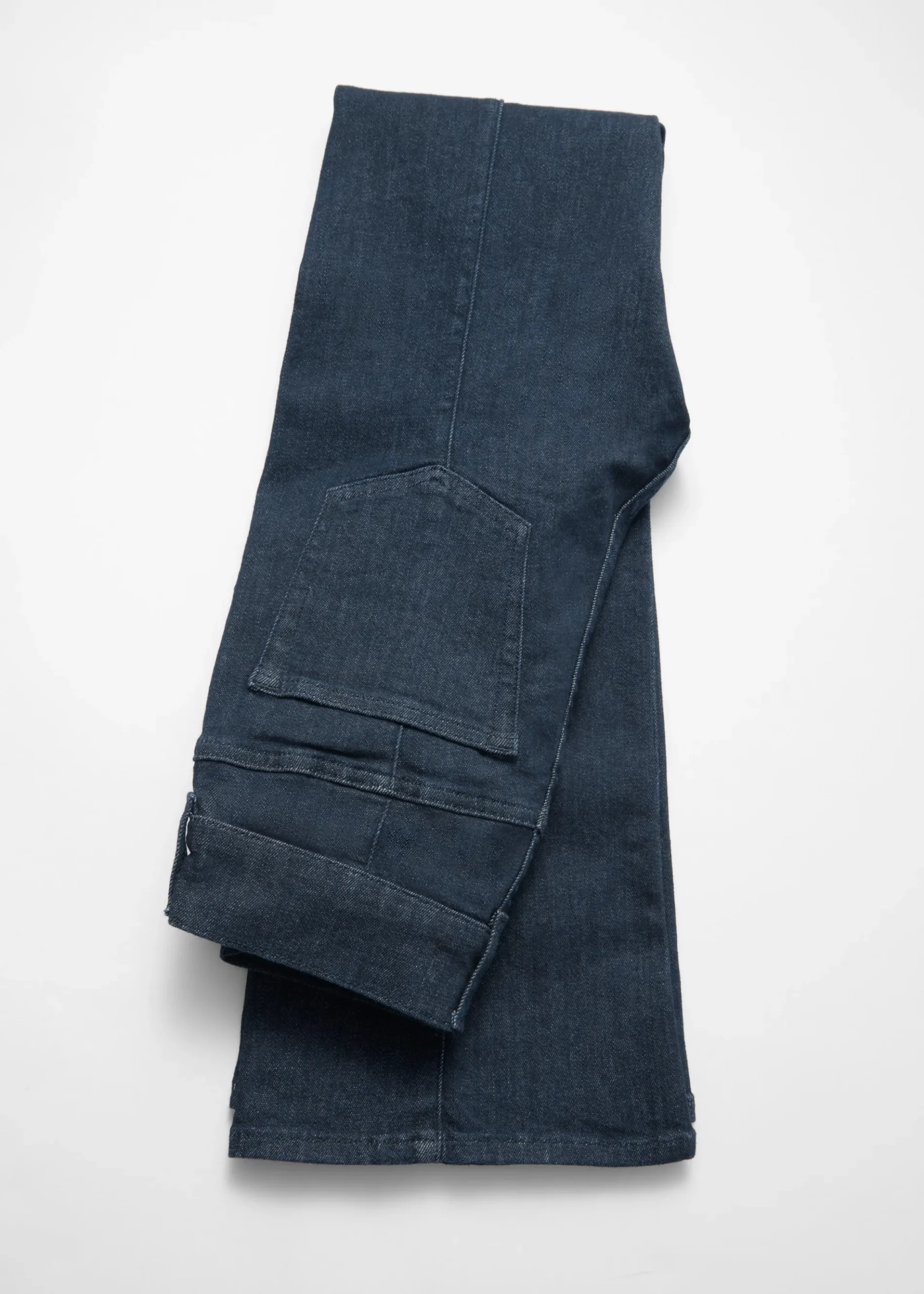 & Other Stories Ausgestellte Jeans mit schmaler Passform
