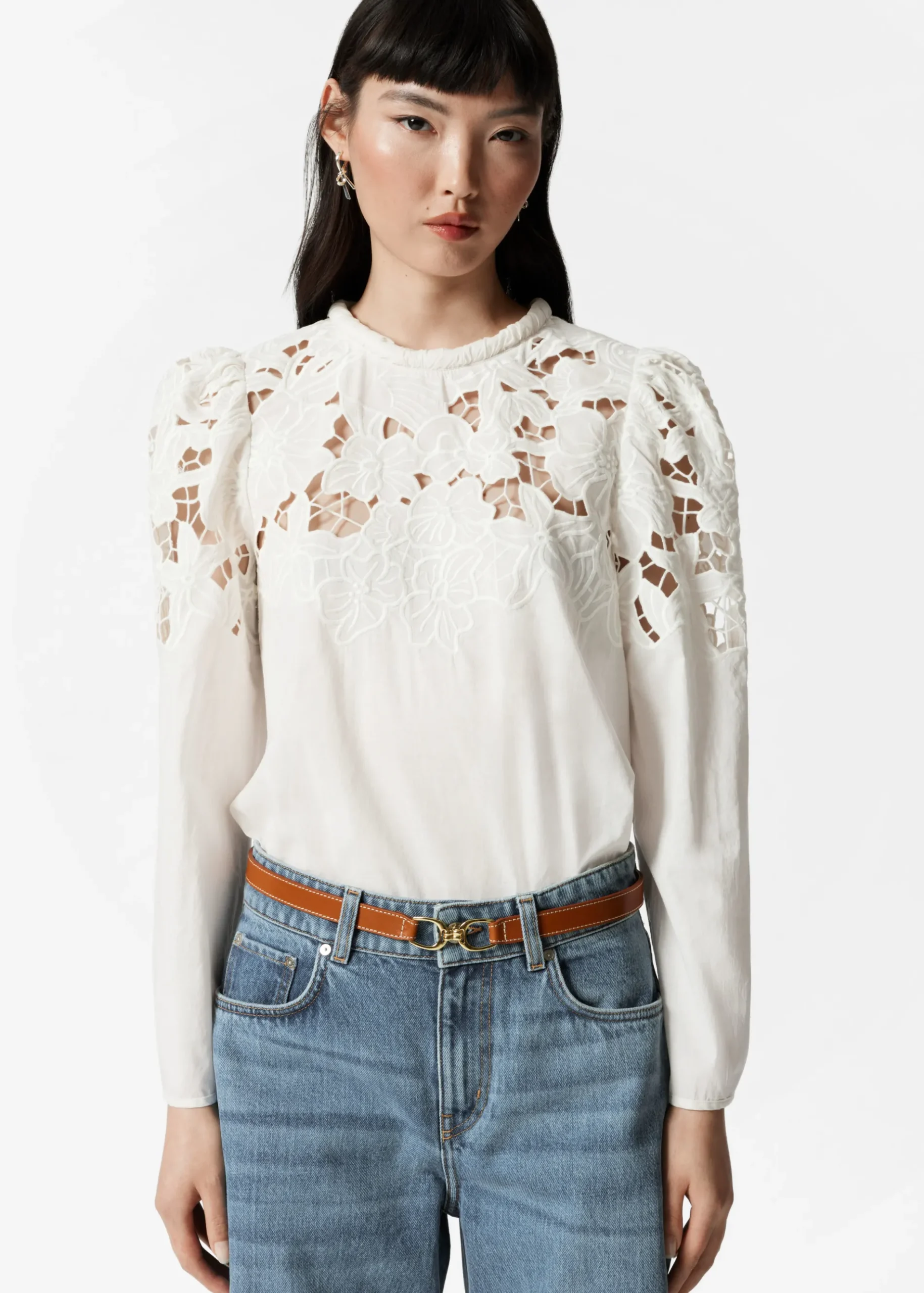 & Other Stories Bestickte Bluse mit Puffärmeln