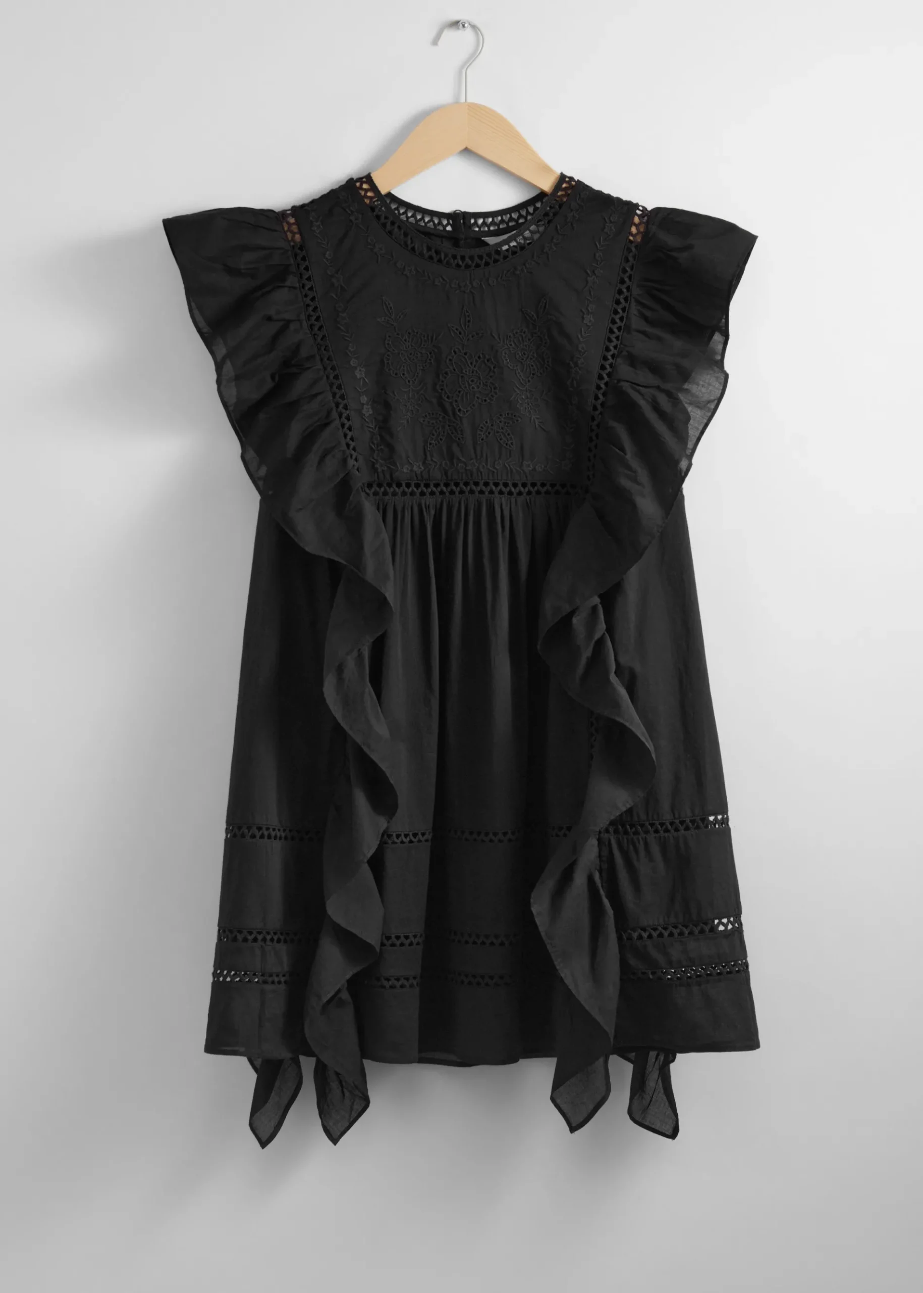 & Other Stories Besticktes Minikleid mit Rüschen