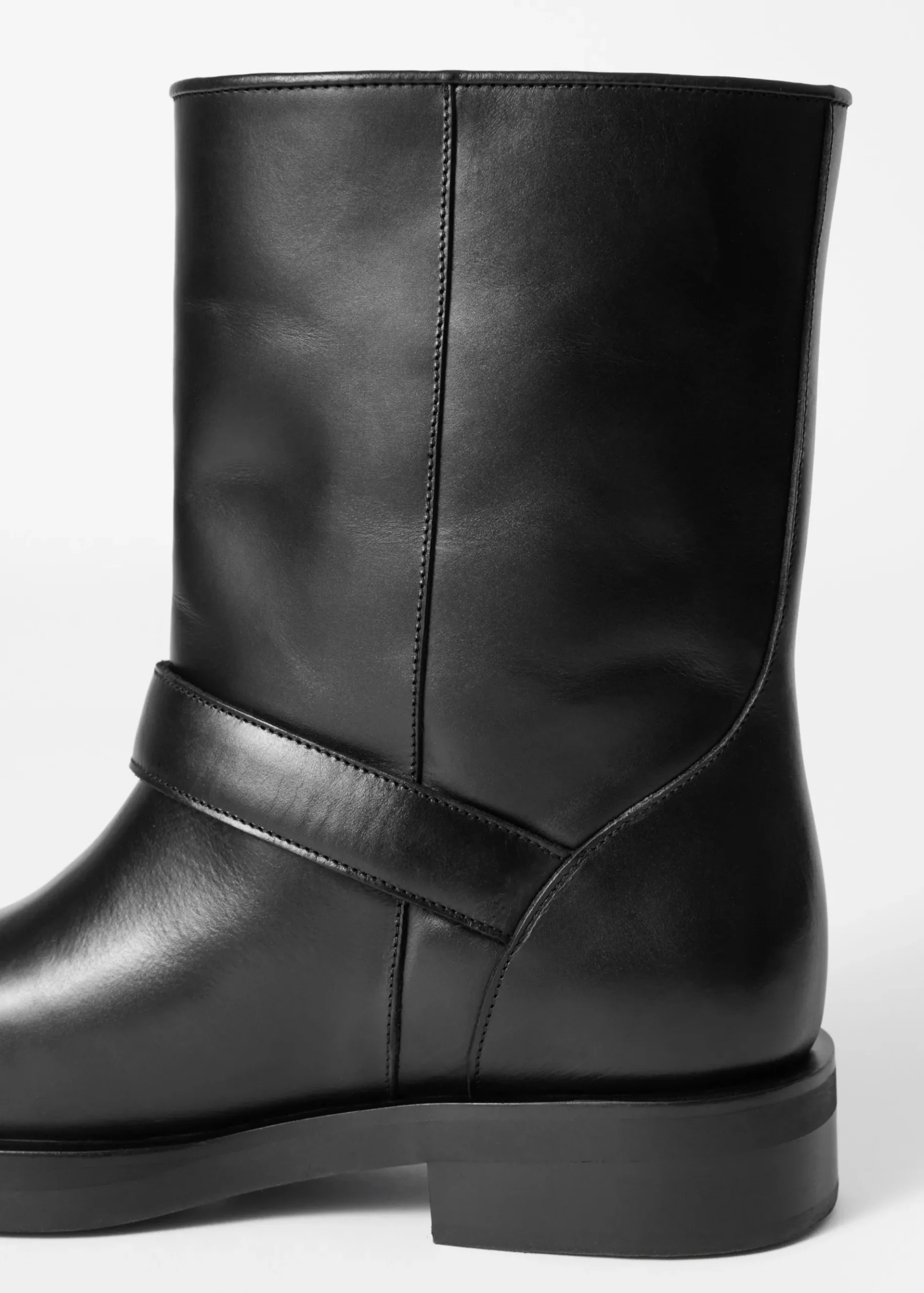 & Other Stories Bikerstiefel aus Leder