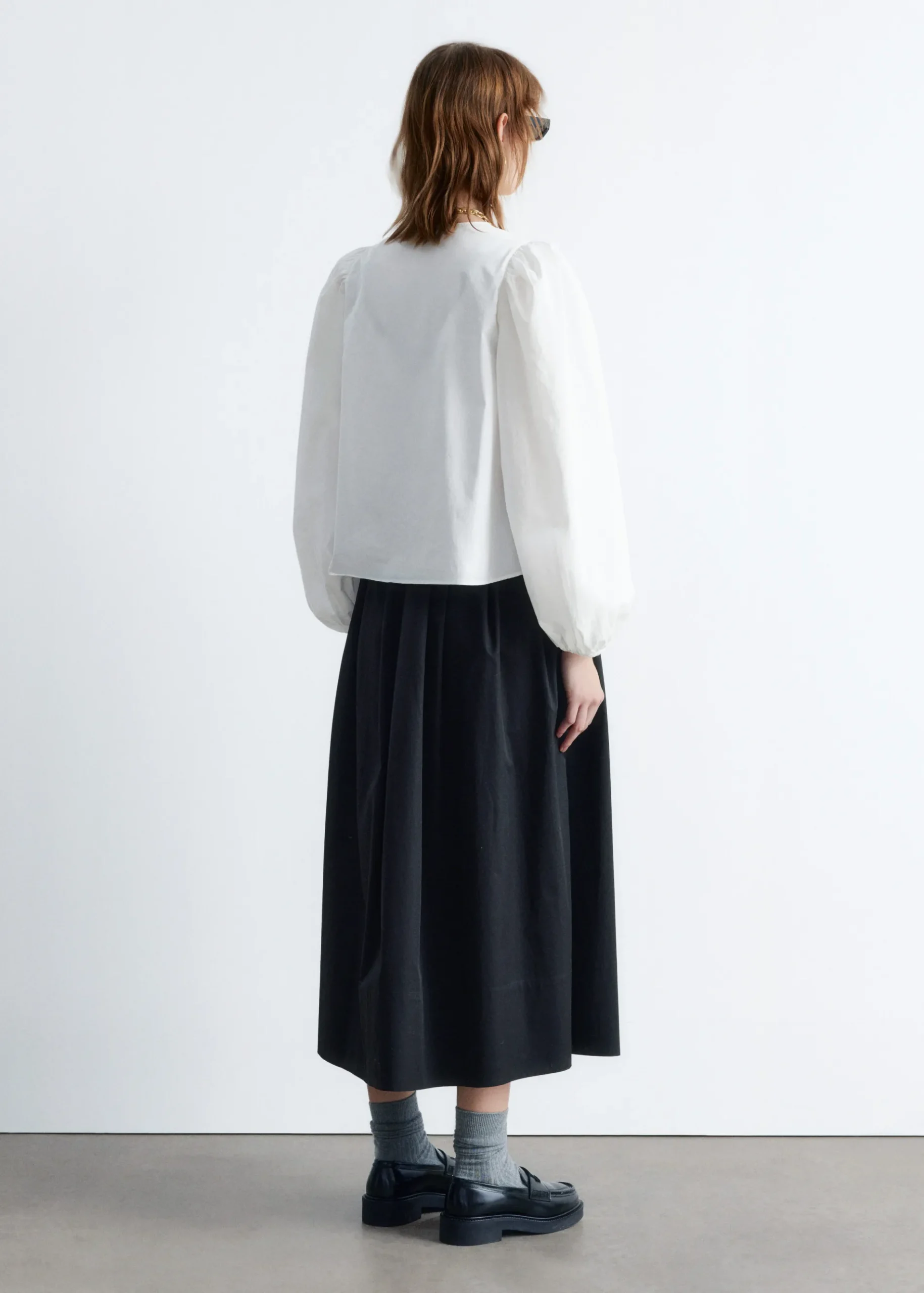 & Other Stories Bluse mit Bindedetail vorne