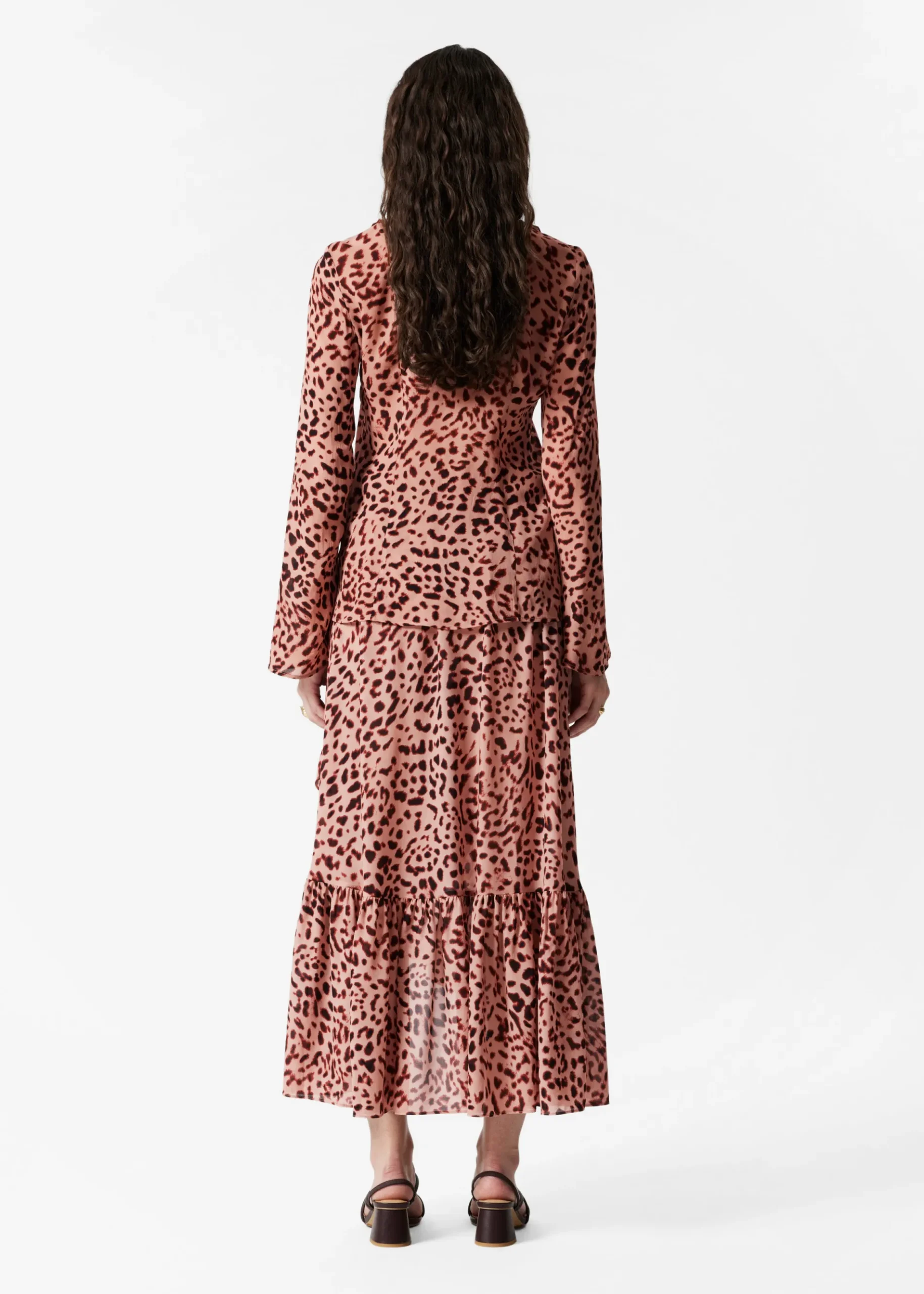& Other Stories Bluse mit Rüschen und V-Ausschnitt