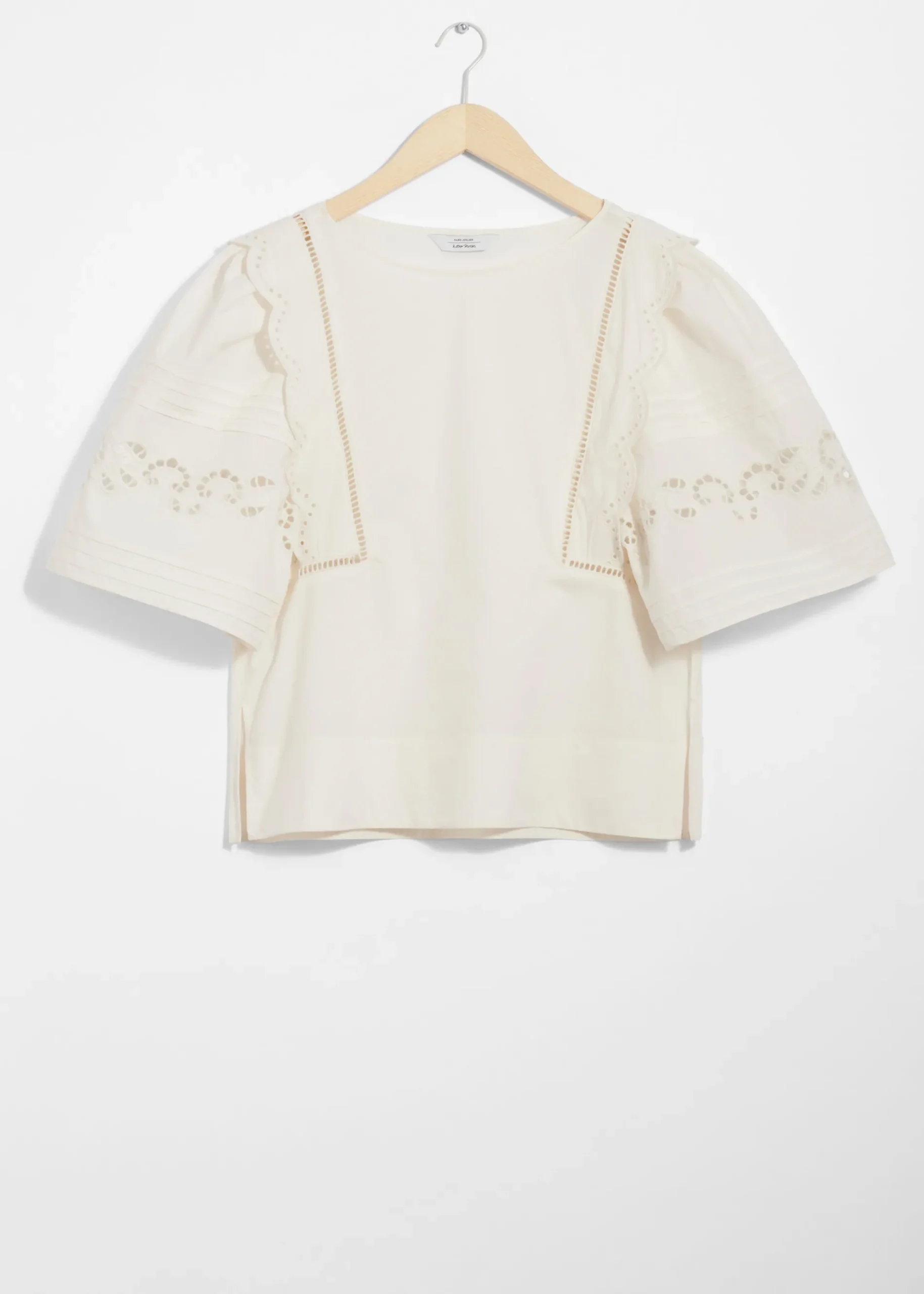 & Other Stories Bluse mit Wellenkanten