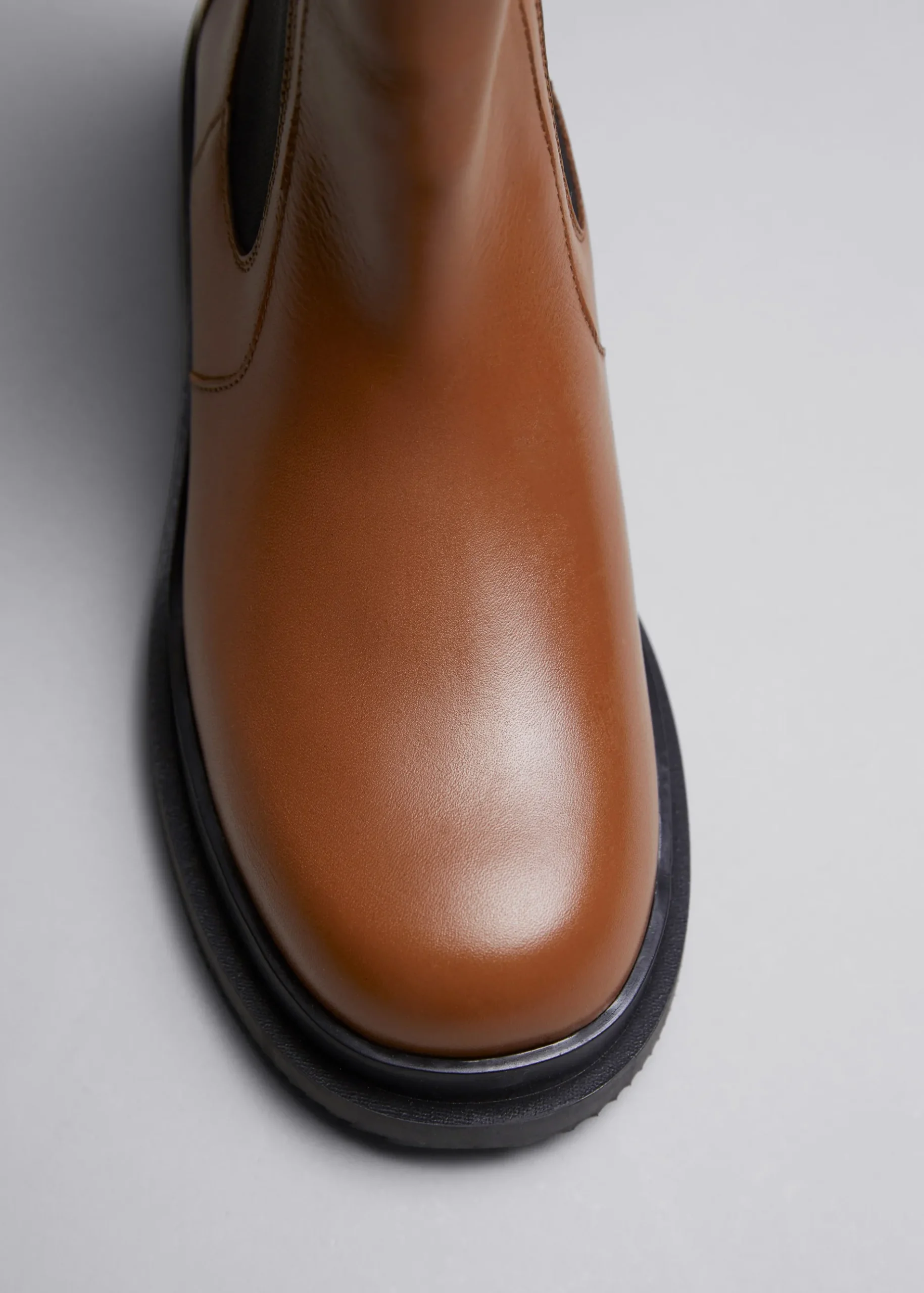 & Other Stories Chelsea Boots aus Leder