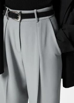 & Other Stories Elegante, schmal zulaufende Hose