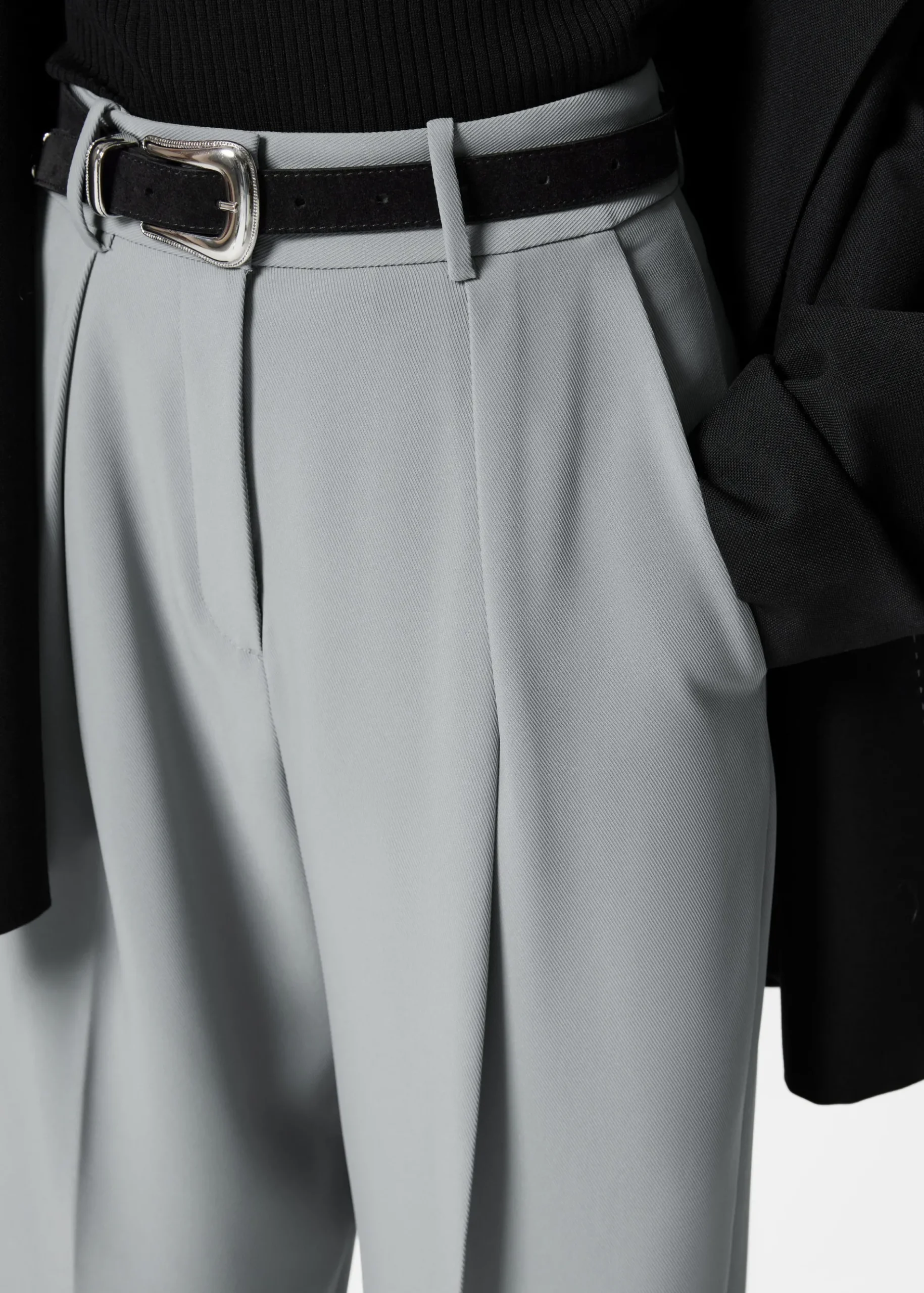 & Other Stories Elegante, schmal zulaufende Hose