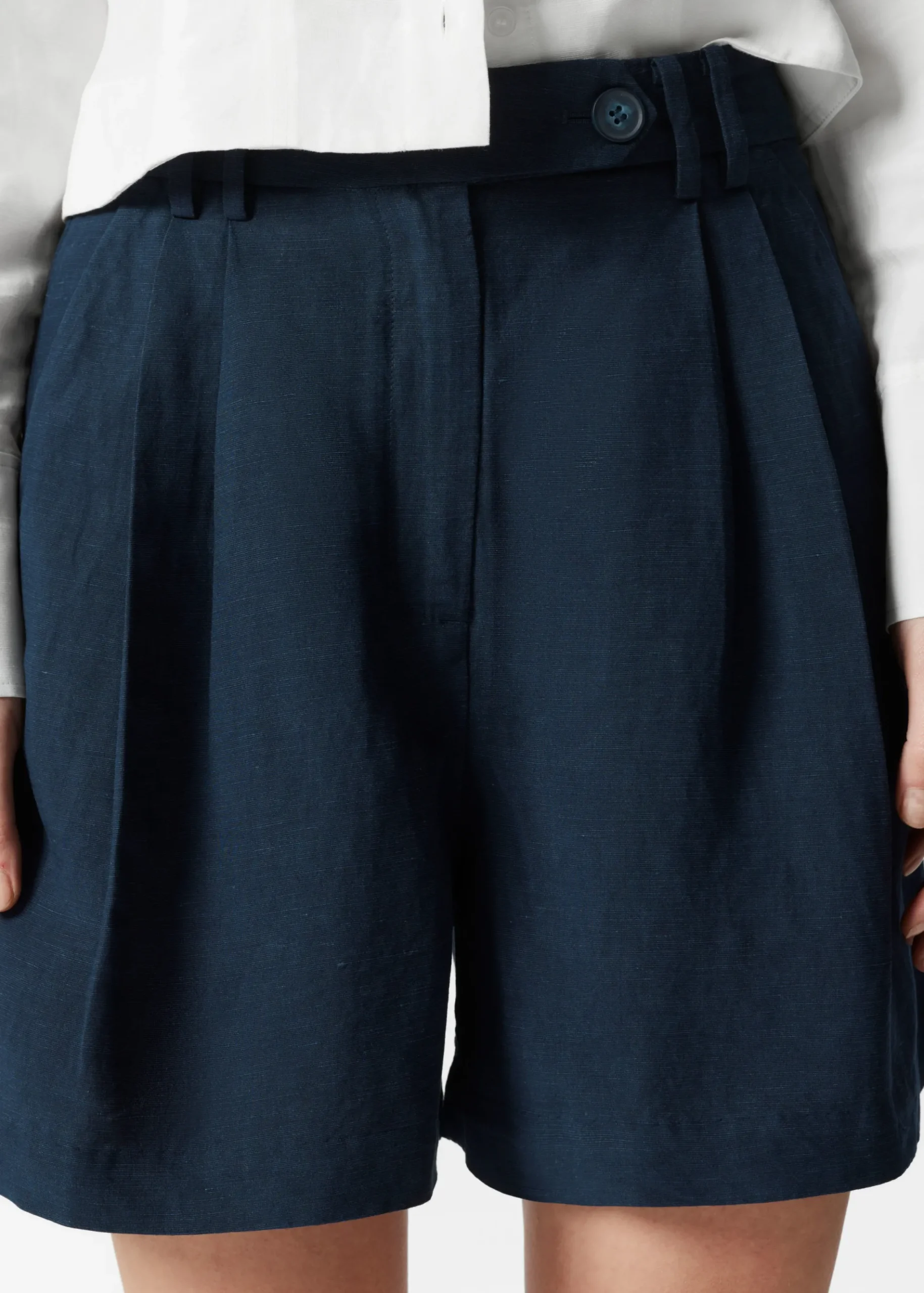 & Other Stories Elegante Shorts