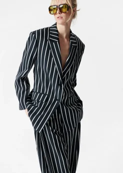 & Other Stories Eleganter Blazer mit breiten Schultern