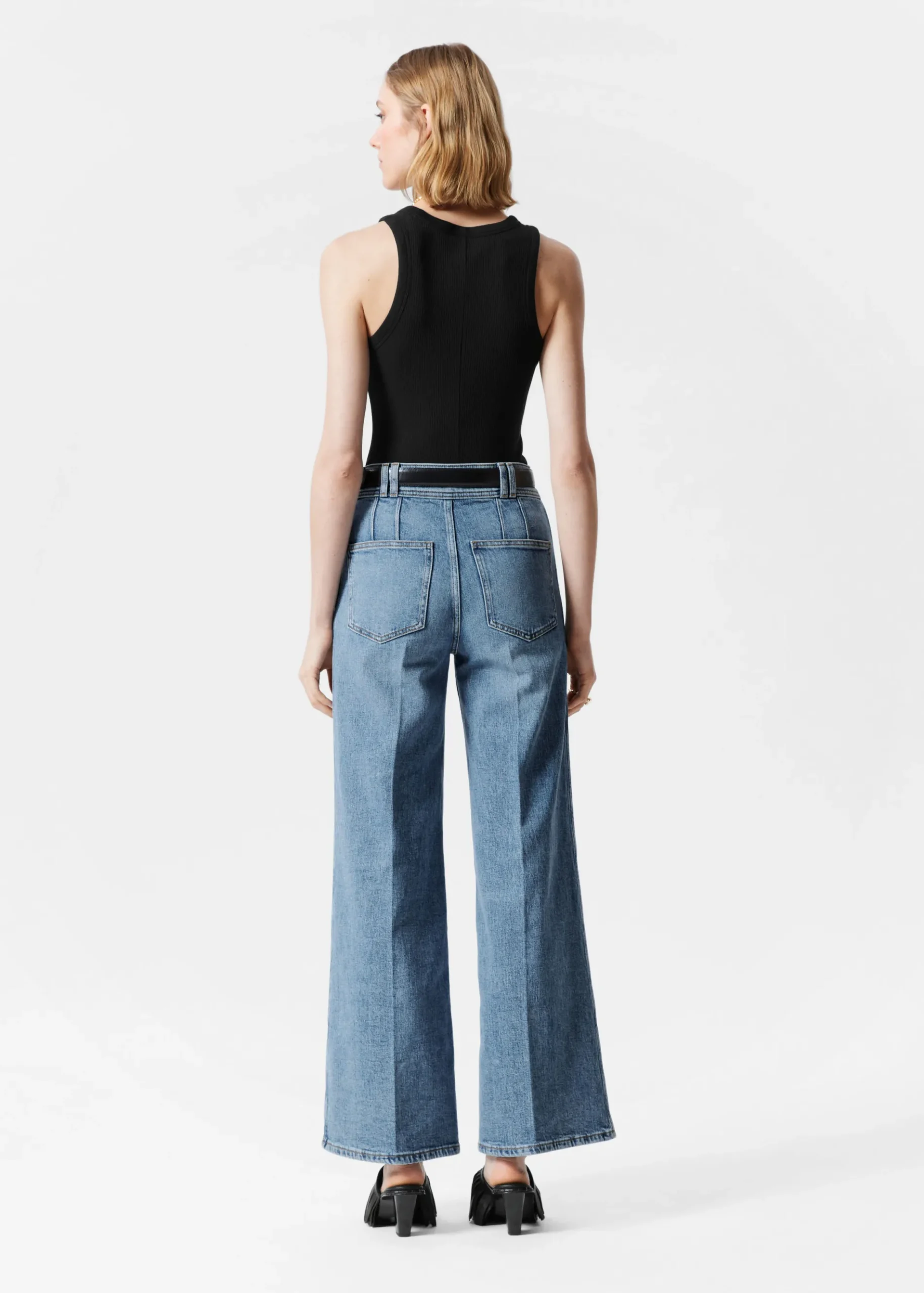 & Other Stories Figurbetontes Tanktop