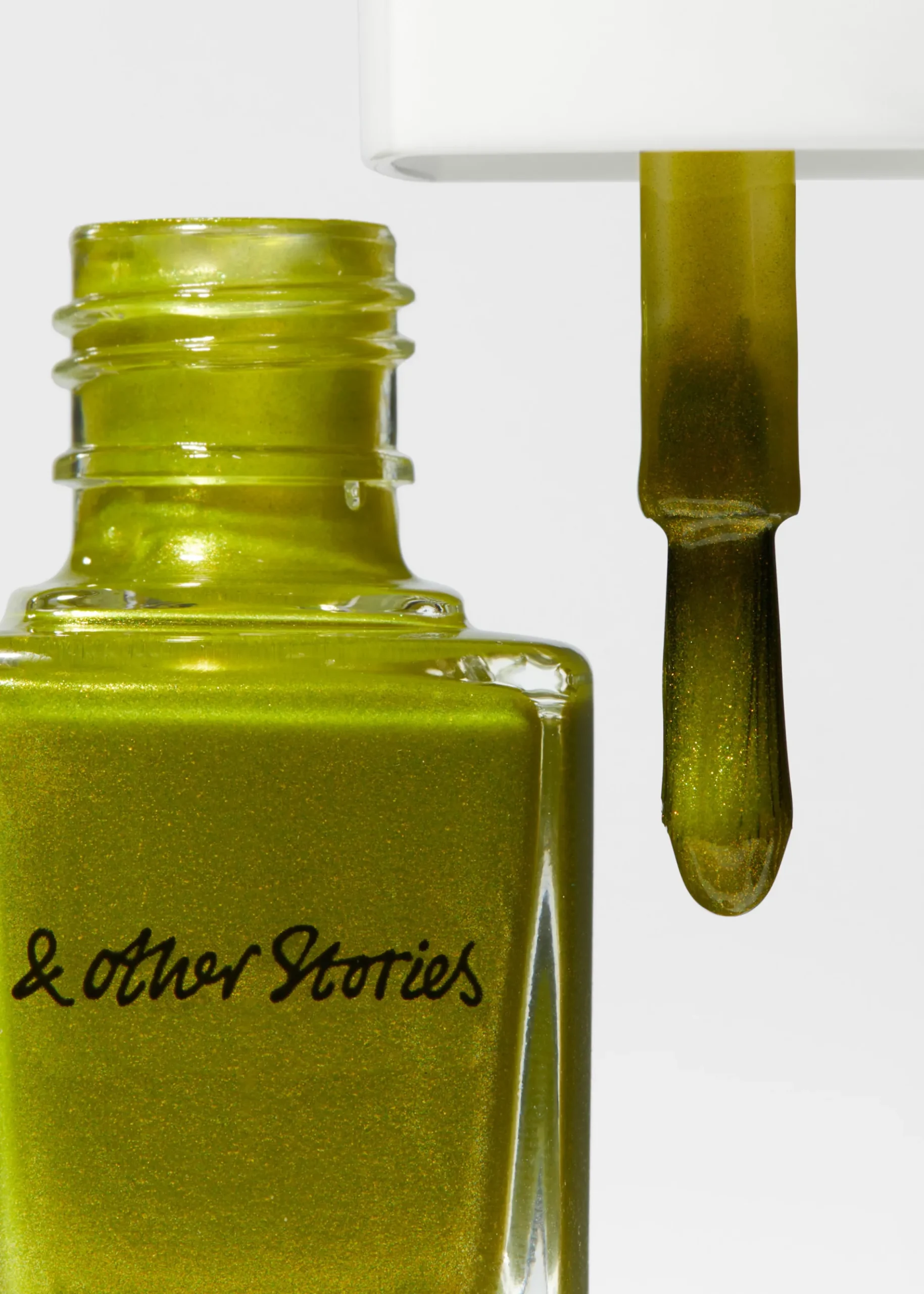 & Other Stories Glossy Apple Nagellack