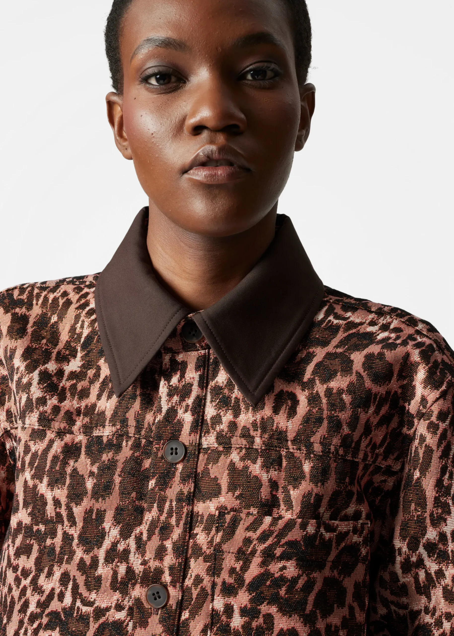 & Other Stories Jacquard-Jacke mit kontrastierendem Kragen