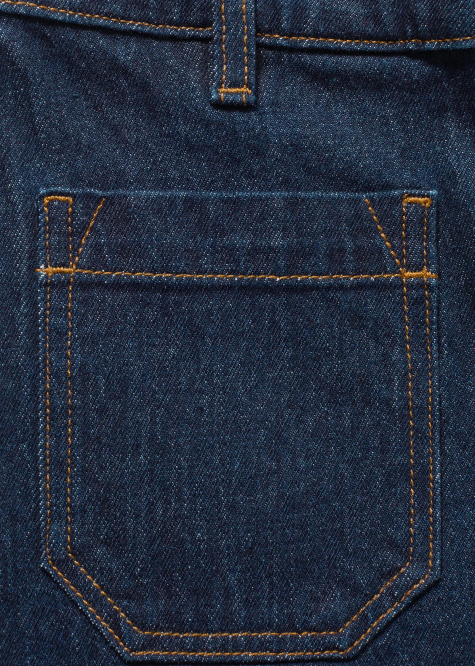 & Other Stories Jeansshorts mit hohem Bund