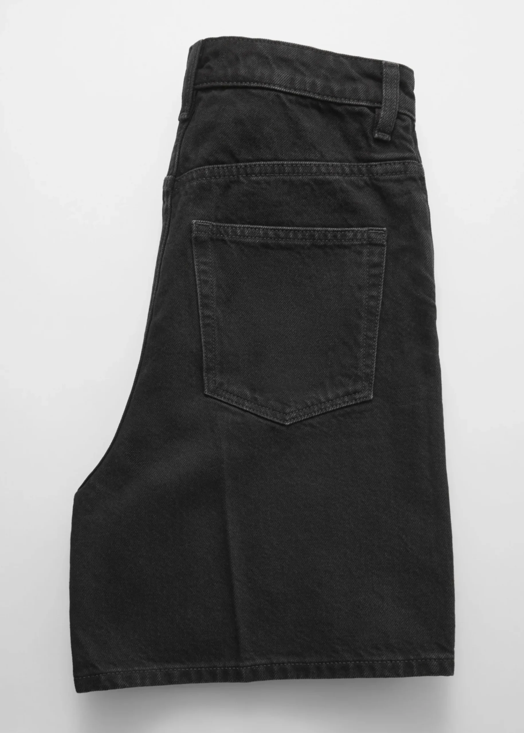 & Other Stories Jeansshorts mit weitem Bein