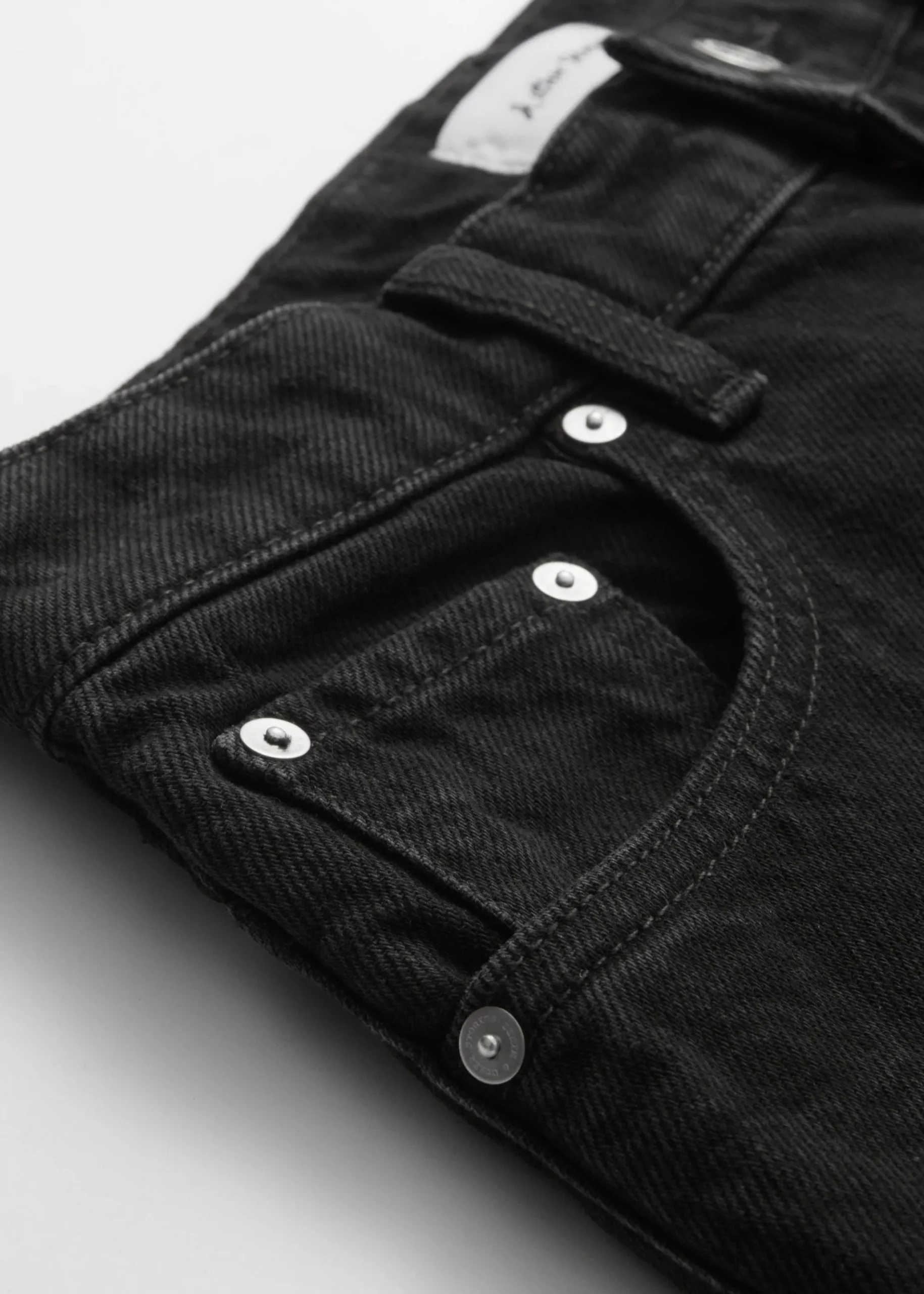 & Other Stories Jeansshorts mit weitem Bein