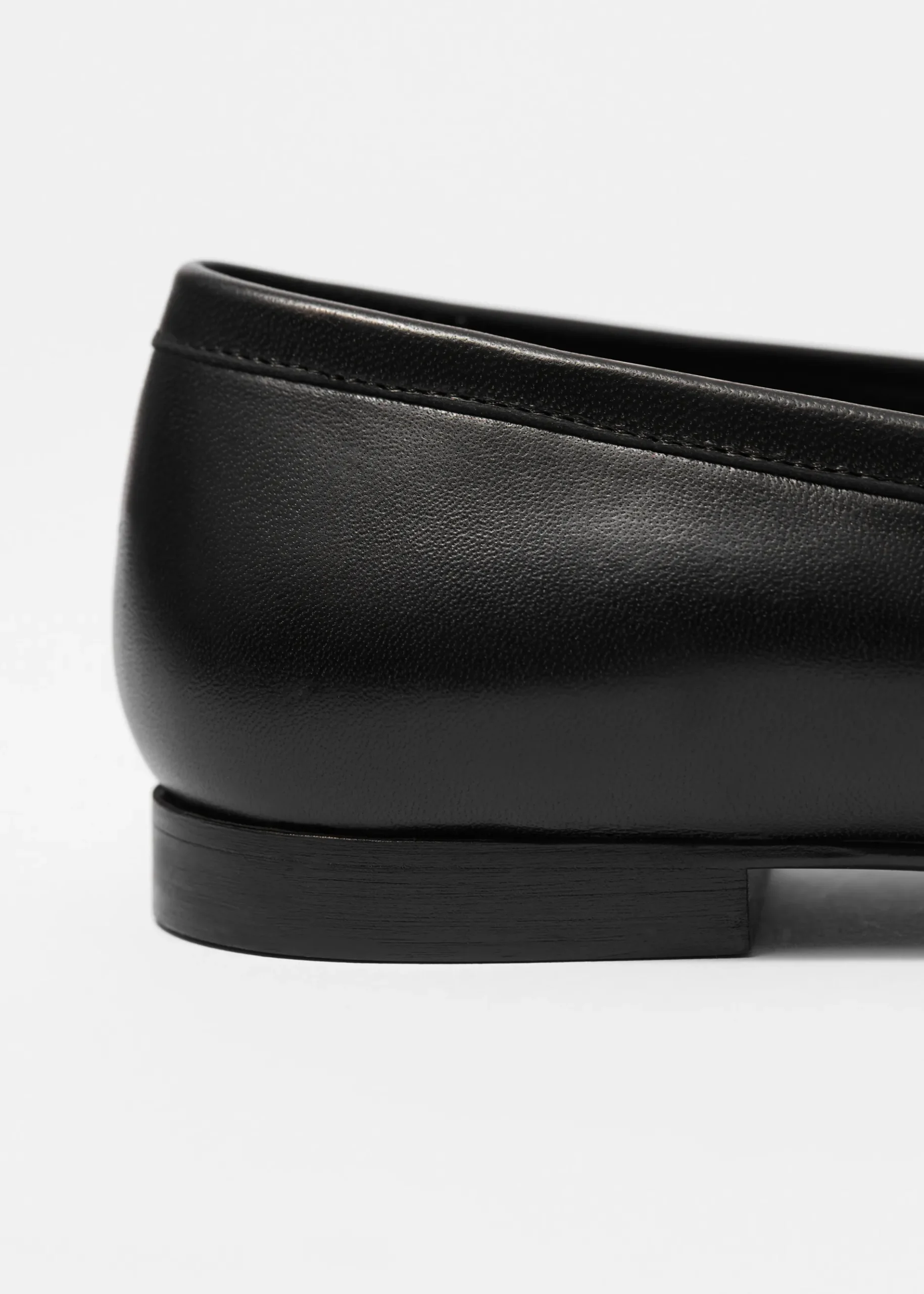 & Other Stories Klassische Loafers aus Leder