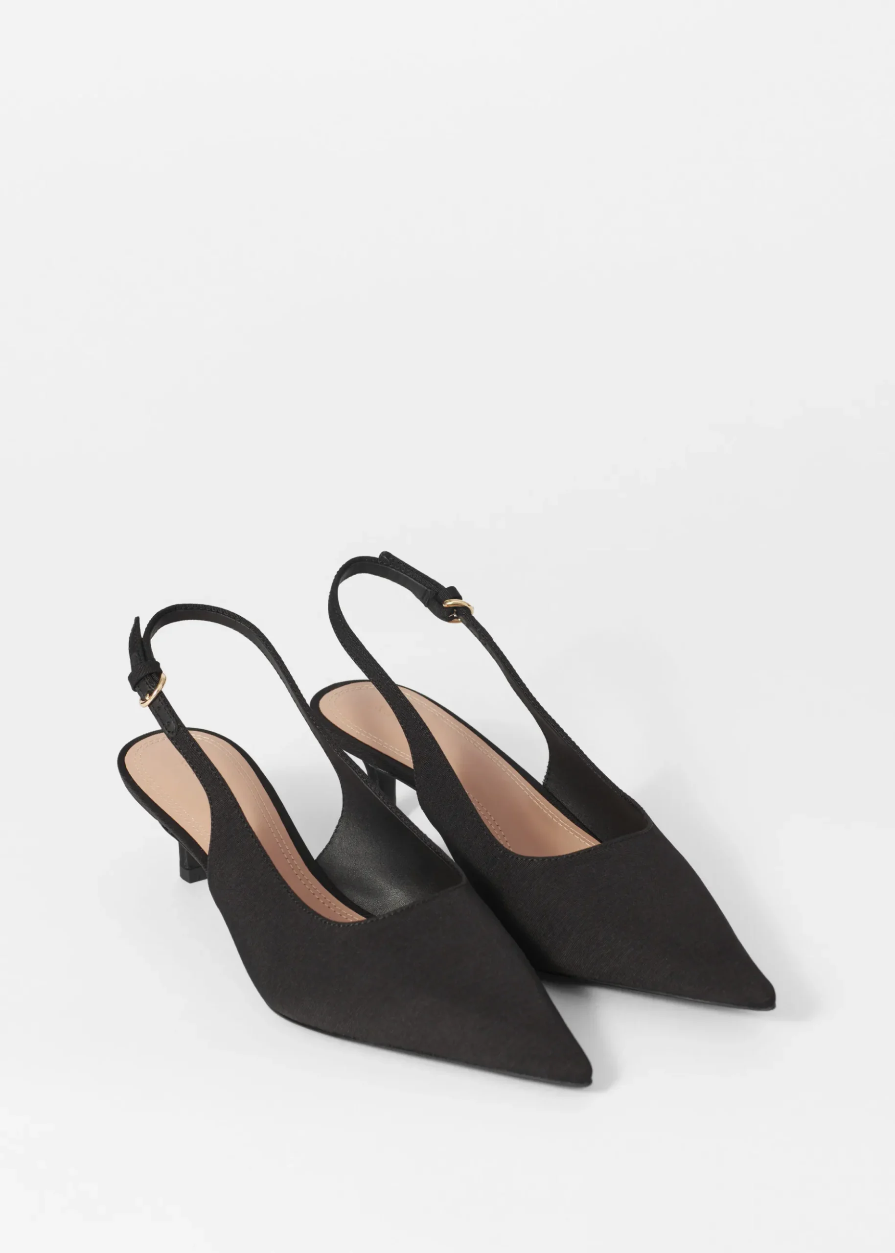 & Other Stories Klassische Satin-Pumps