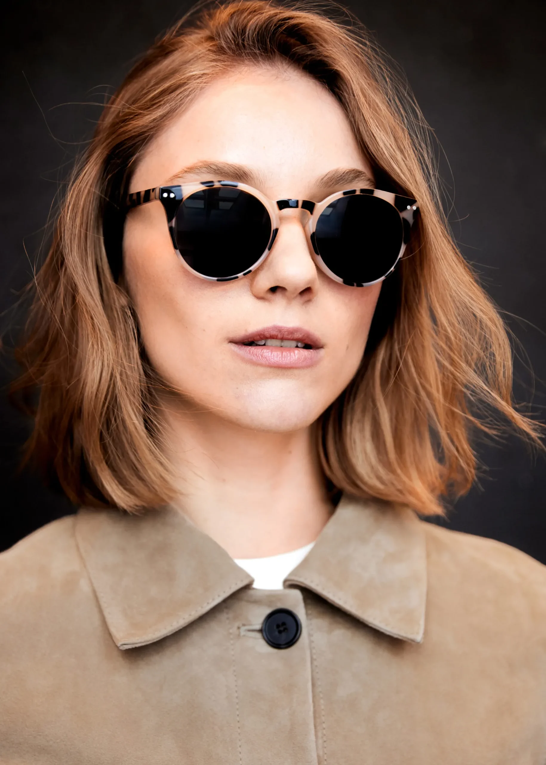 & Other Stories Klassische Sonnenbrille mit rundem Rahmen