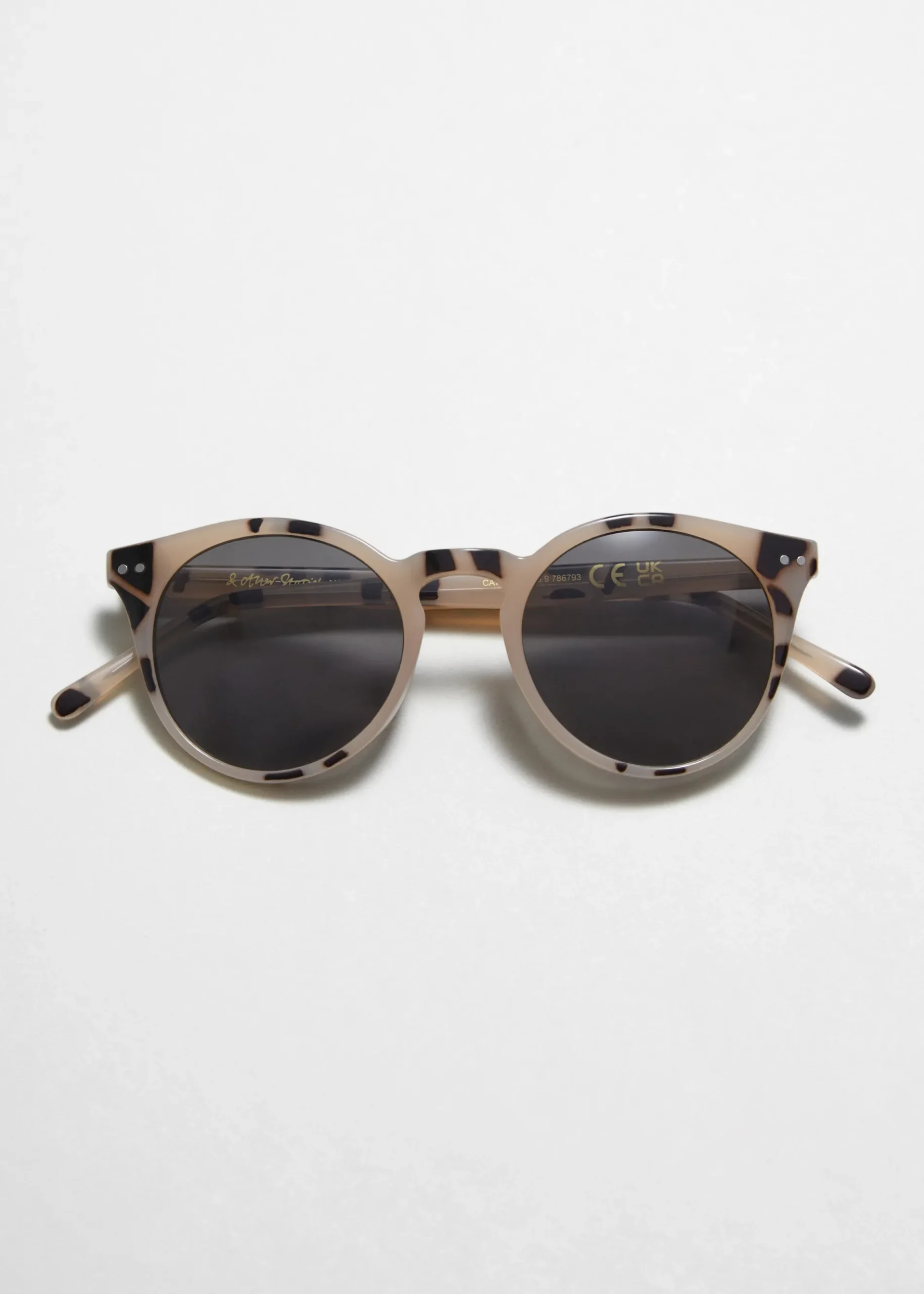 & Other Stories Klassische Sonnenbrille mit rundem Rahmen