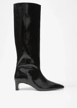 & Other Stories Kniehohe Stiefel mit spitzer Zehenpartie