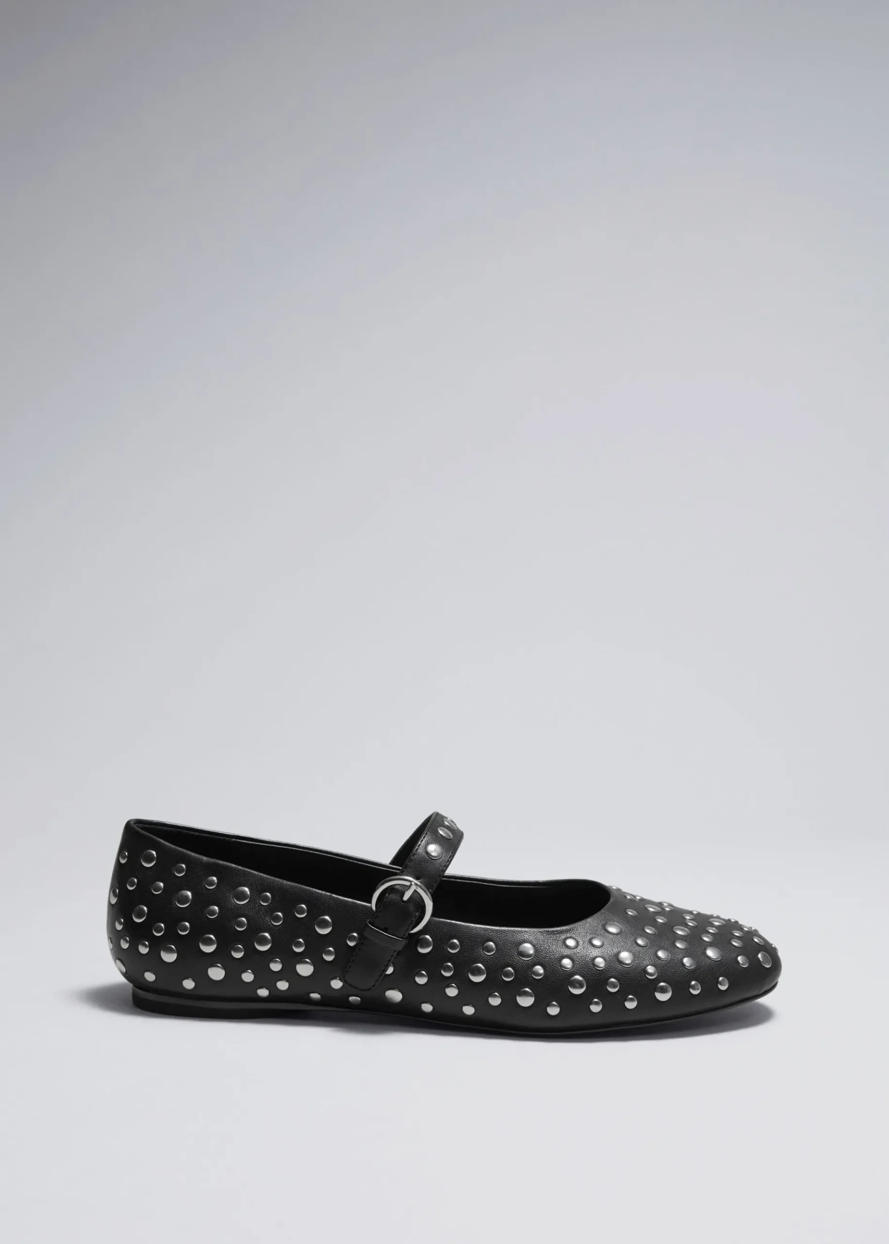 & Other Stories Lederballerinas mit Nieten