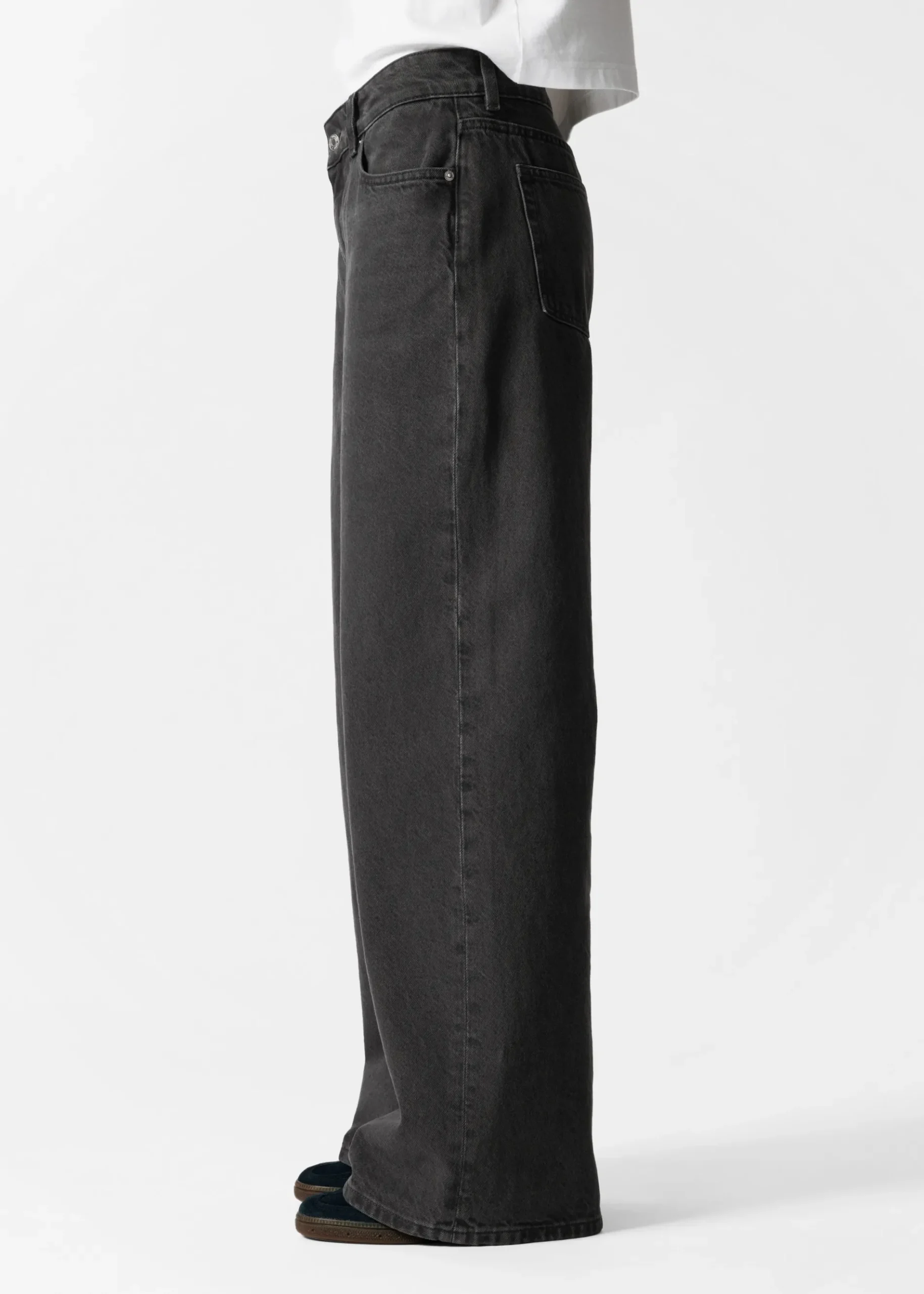 & Other Stories Locker geschnittene Jeans mit weitem Bein