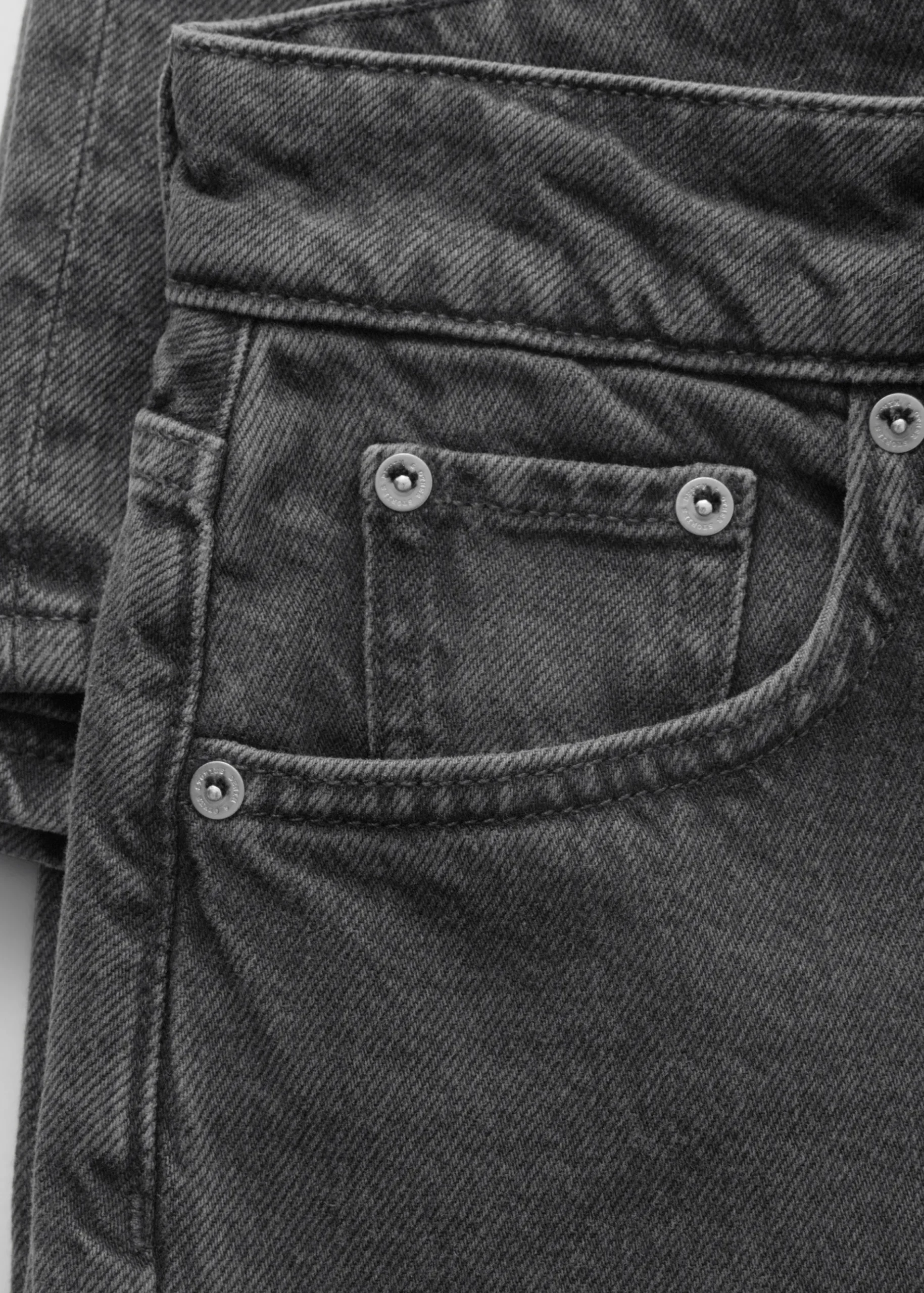 & Other Stories Locker geschnittene Jeans mit weitem Bein