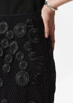 & Other Stories Midirock aus Mesh mit Blumenapplikationen