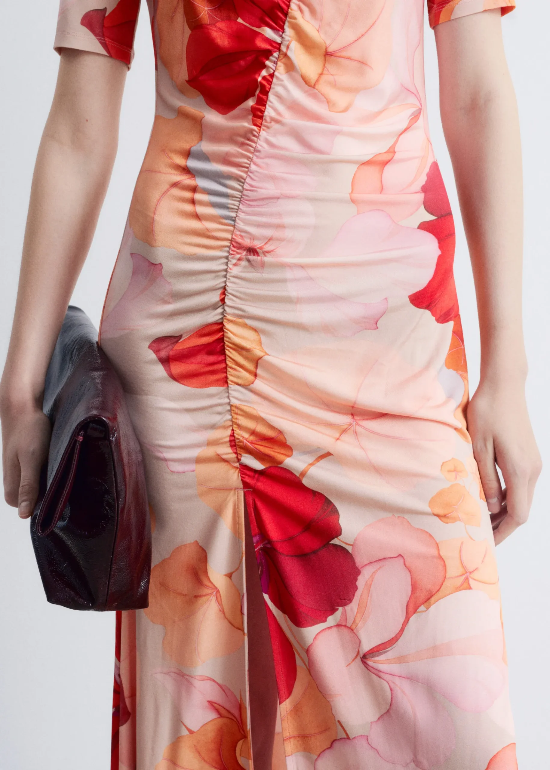 & Other Stories Midi-Strickkleid mit Raffungen