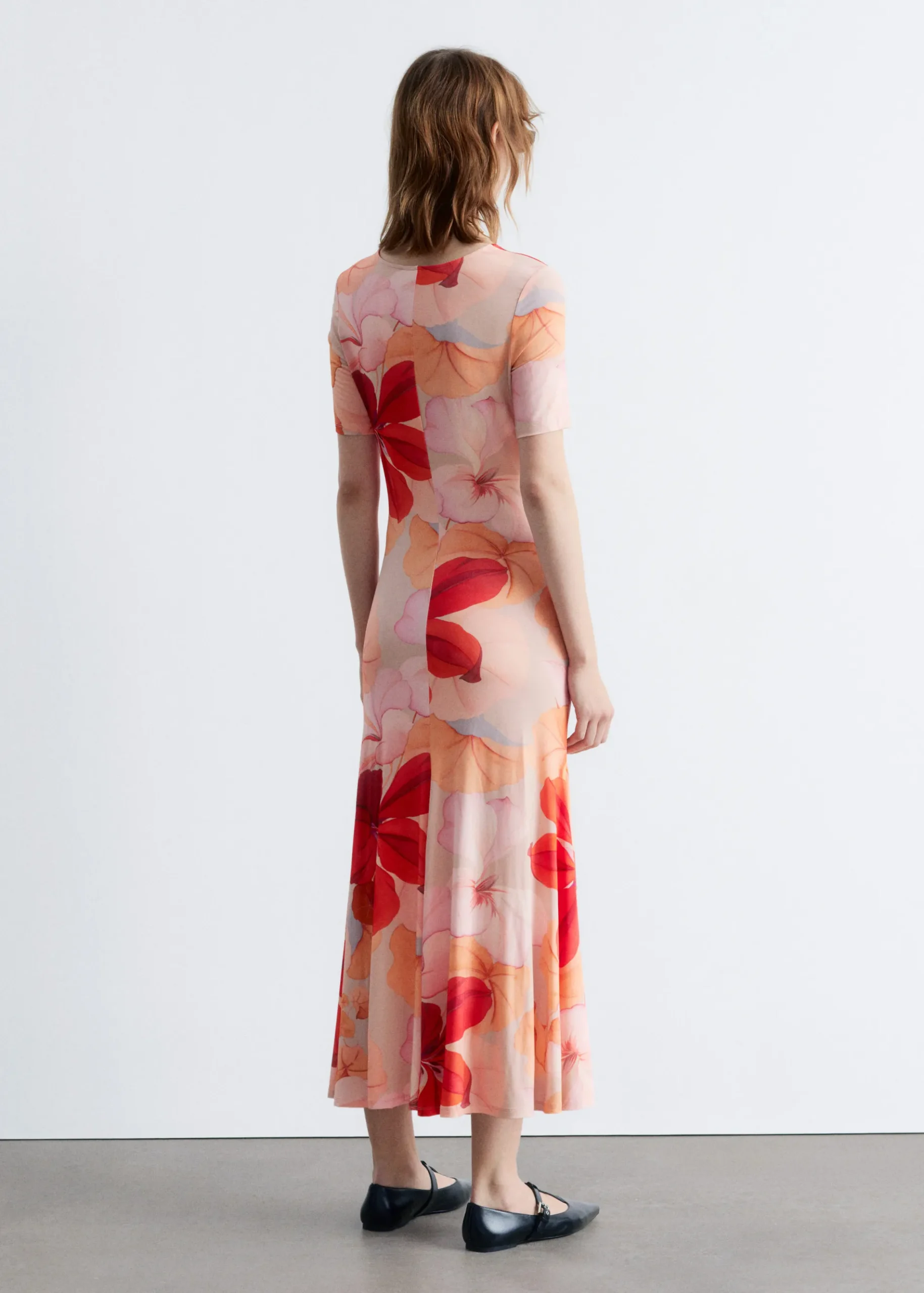 & Other Stories Midi-Strickkleid mit Raffungen