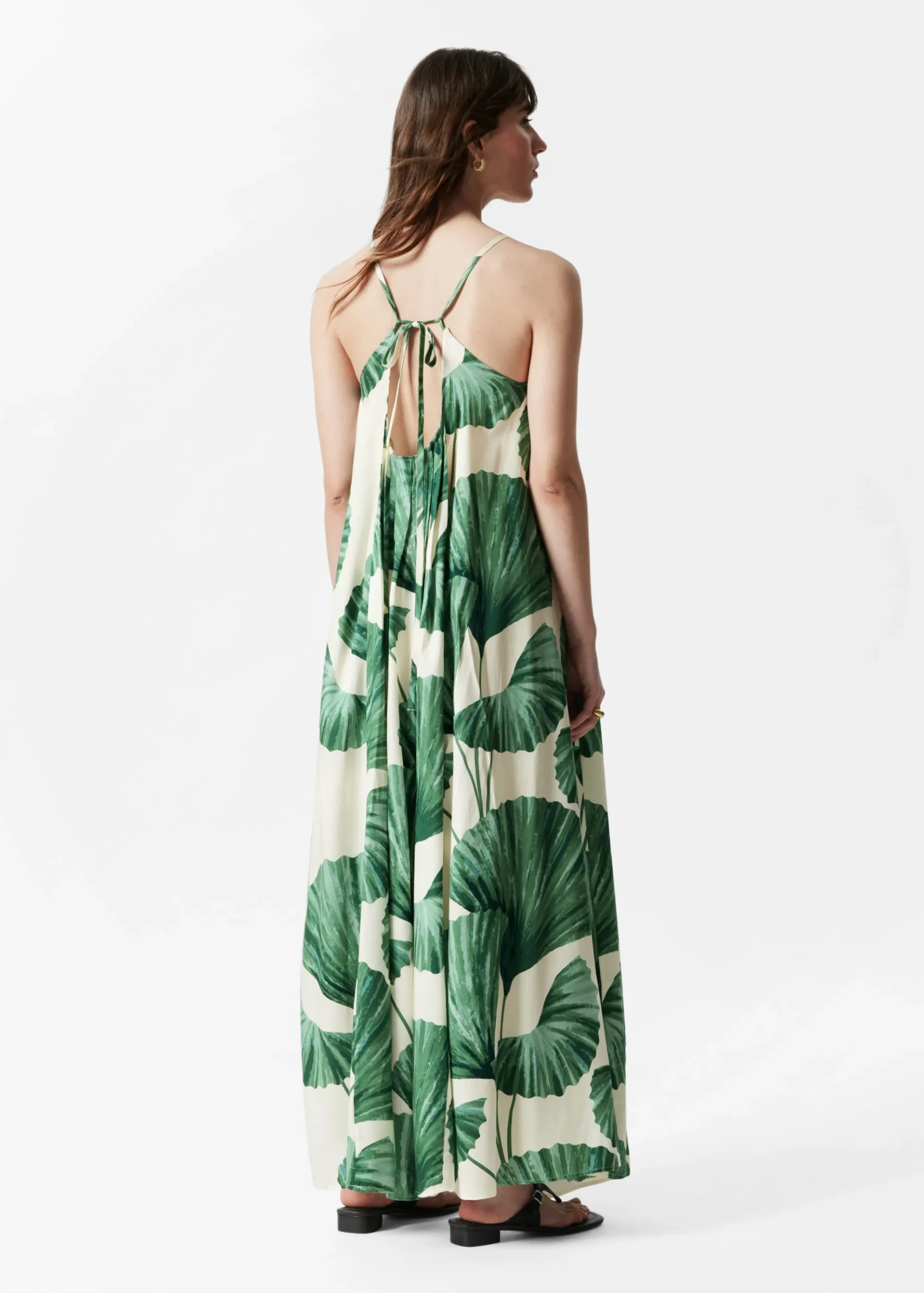 & Other Stories Neckholder-Maxikleid mit Falten