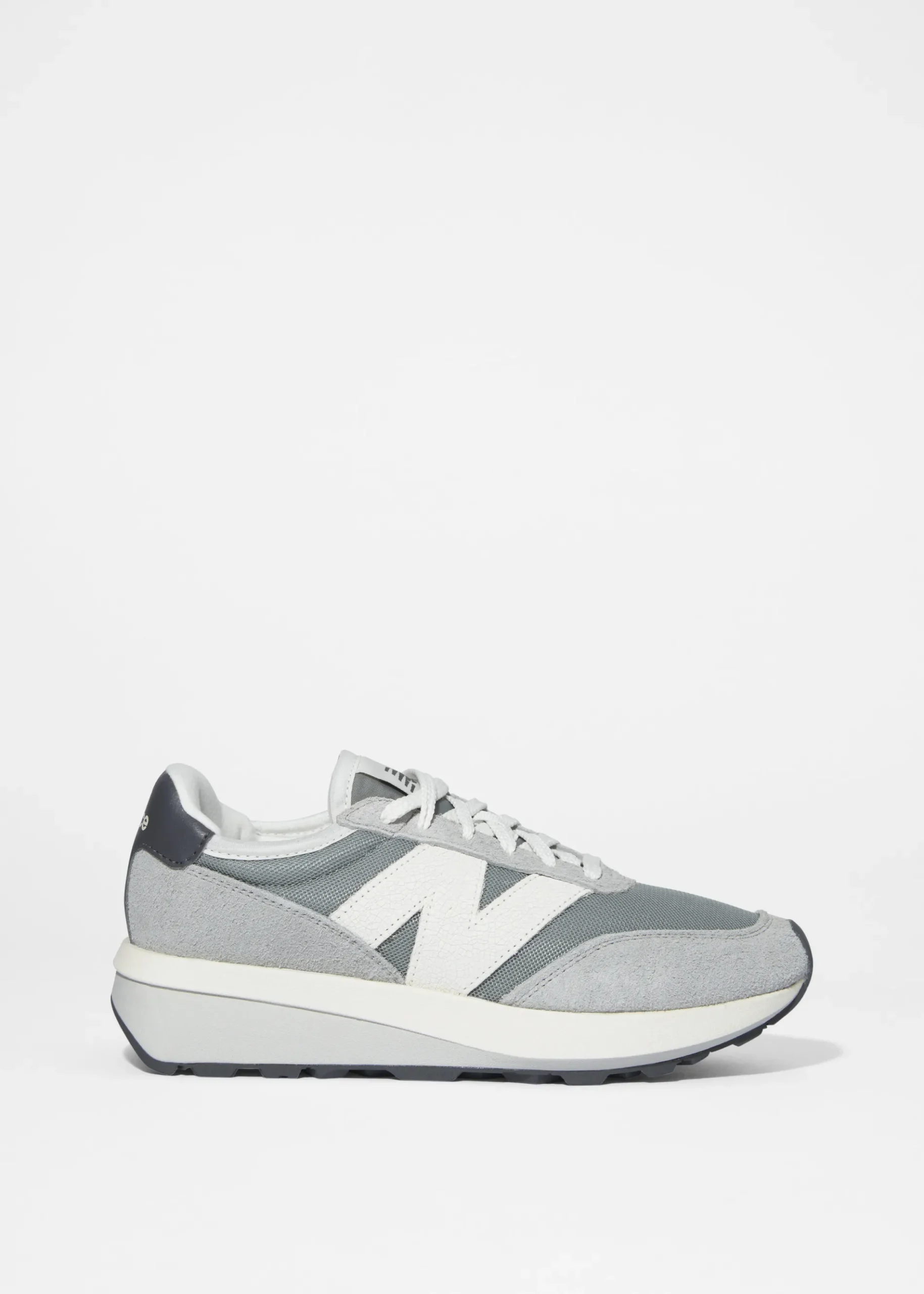 & Other Stories New Balance 370 Sneaker