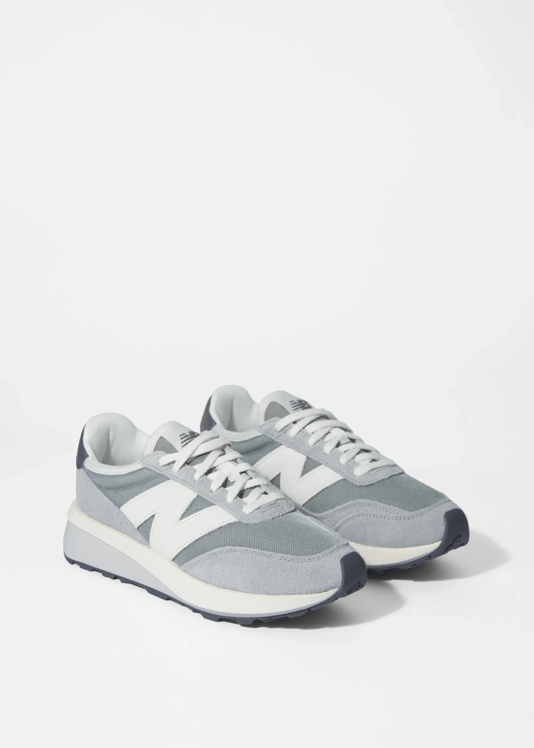 & Other Stories New Balance 370 Sneaker