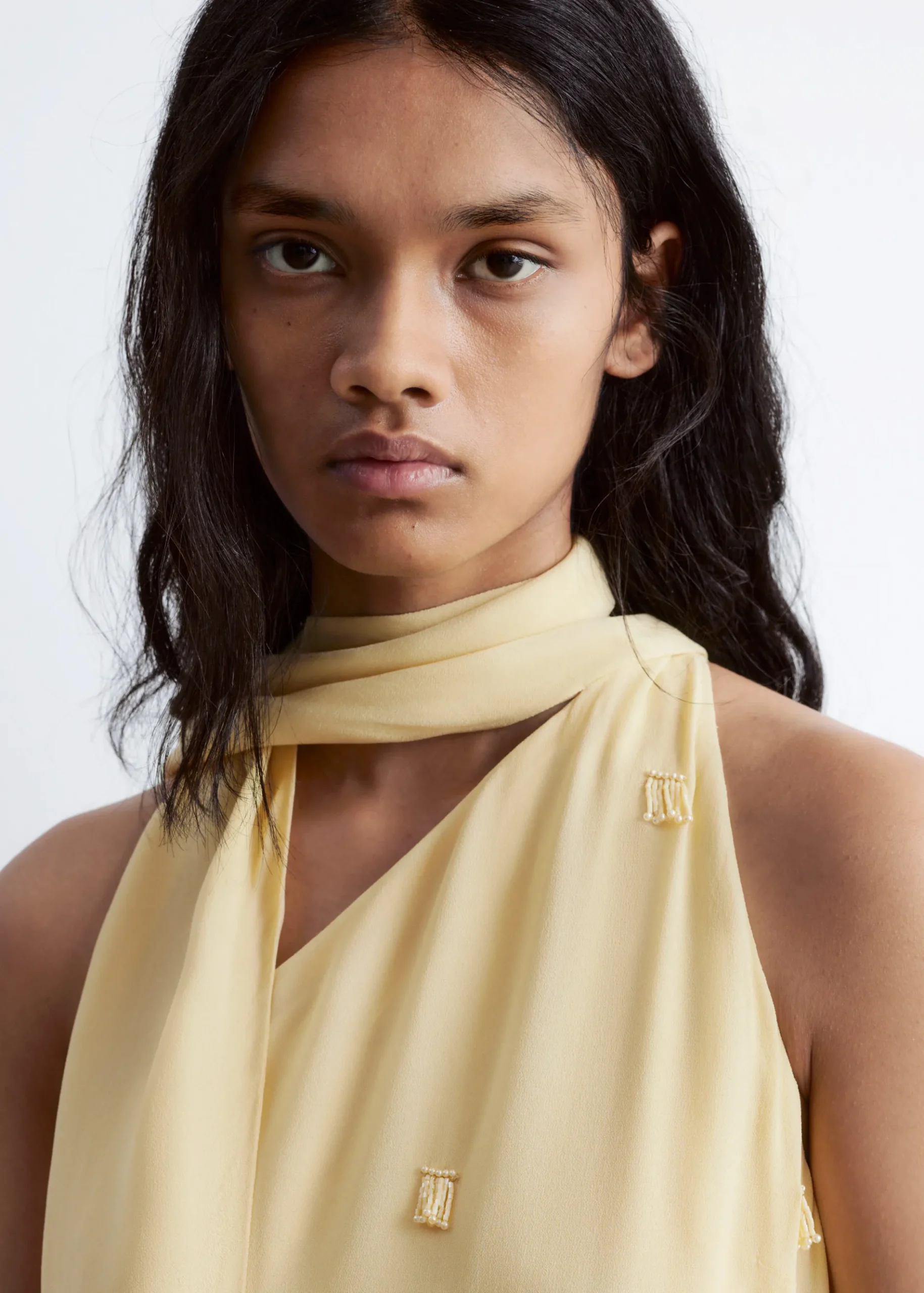 & Other Stories One-Shoulder-Minikleid