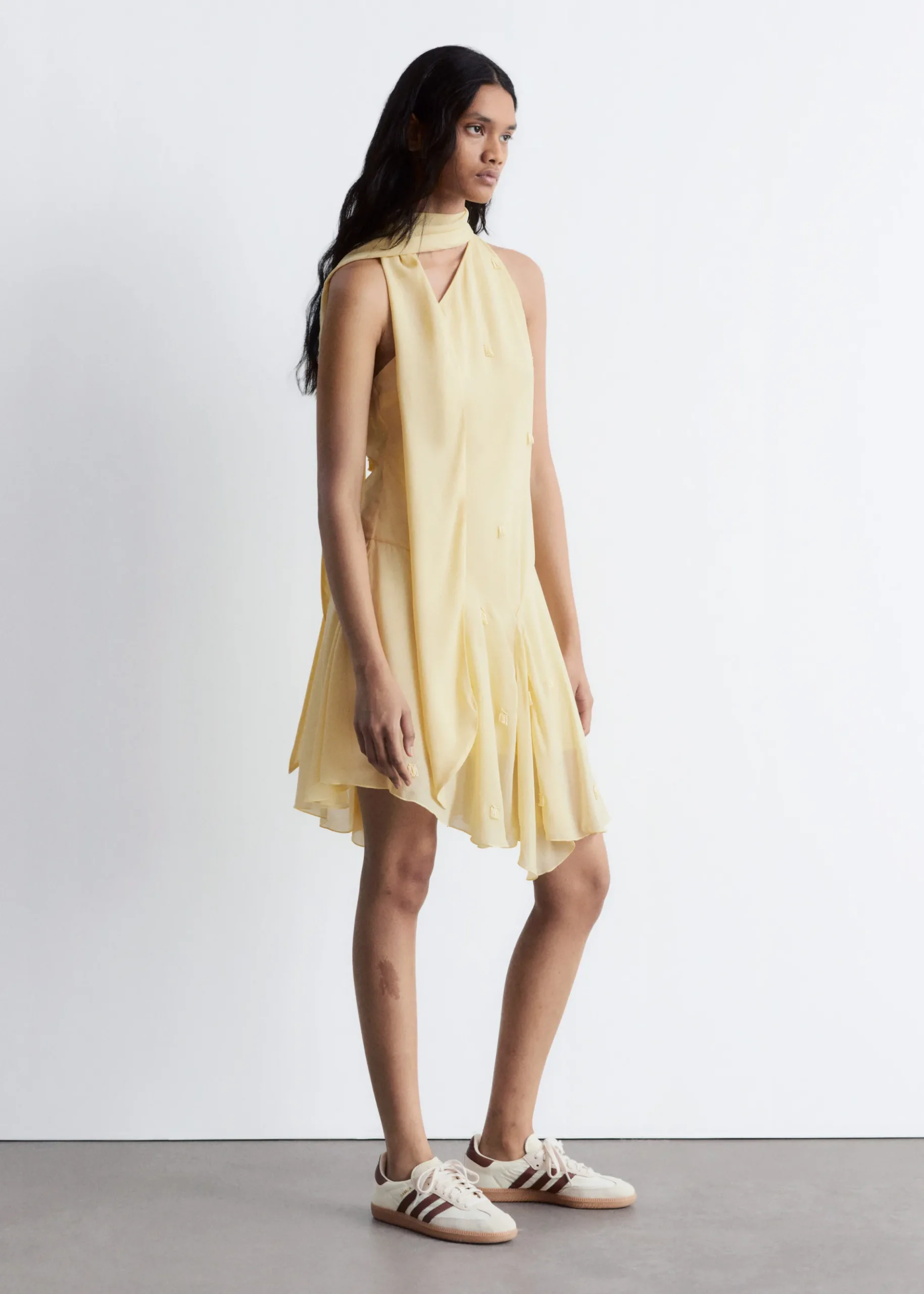 & Other Stories One-Shoulder-Minikleid