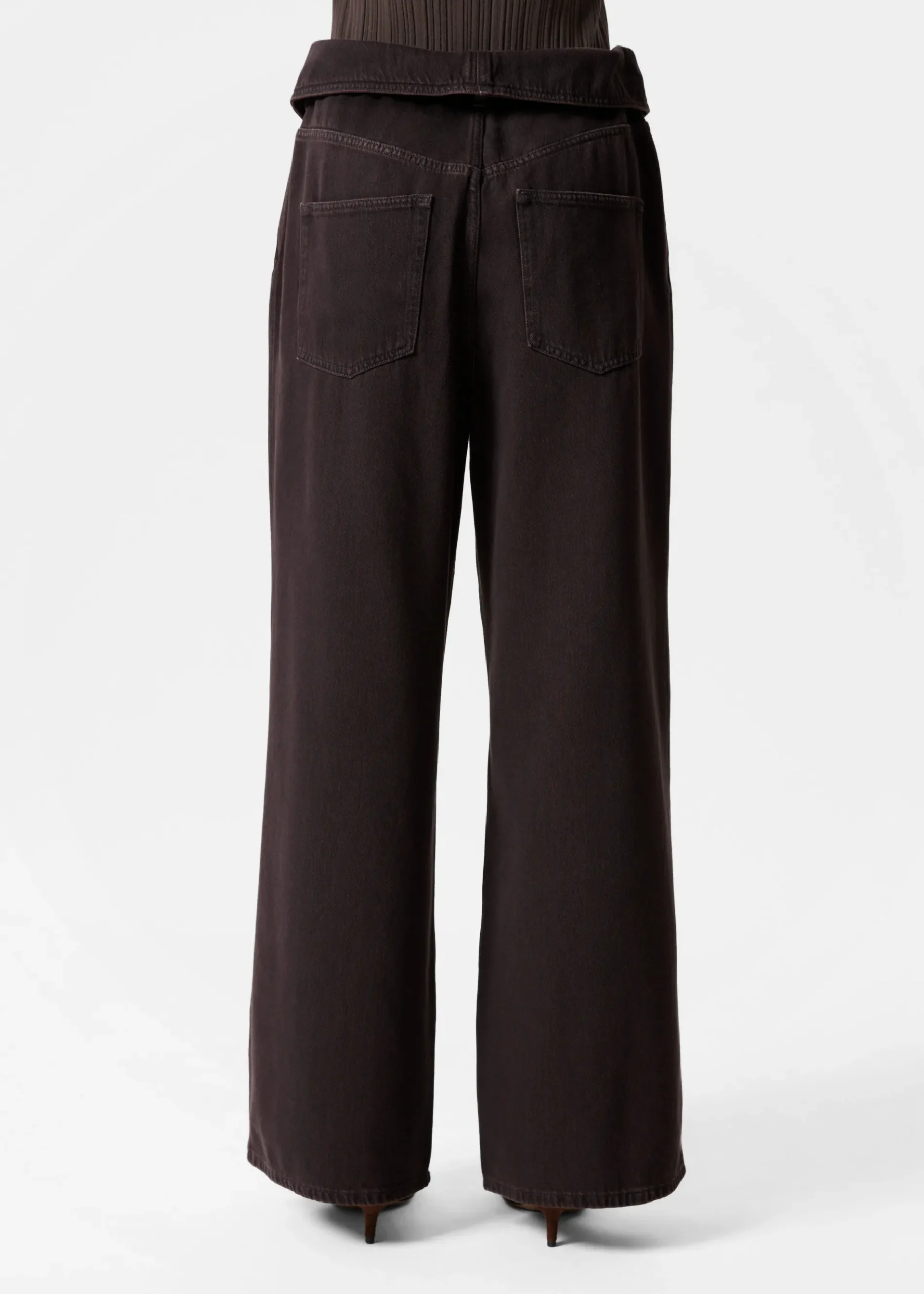 & Other Stories Paperbag-Jeans mit weitem Bein