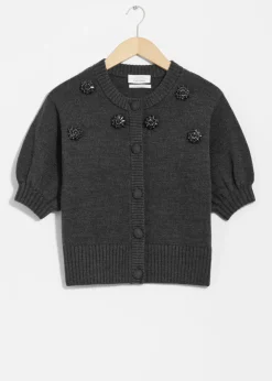 & Other Stories Perlenbesetzte Strickjacke aus Merinowolle