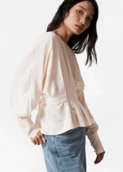& Other Stories Plissierte Bluse mit U-Boot-Ausschnitt