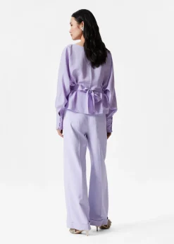 & Other Stories Plissierte Bluse mit U-Boot-Ausschnitt