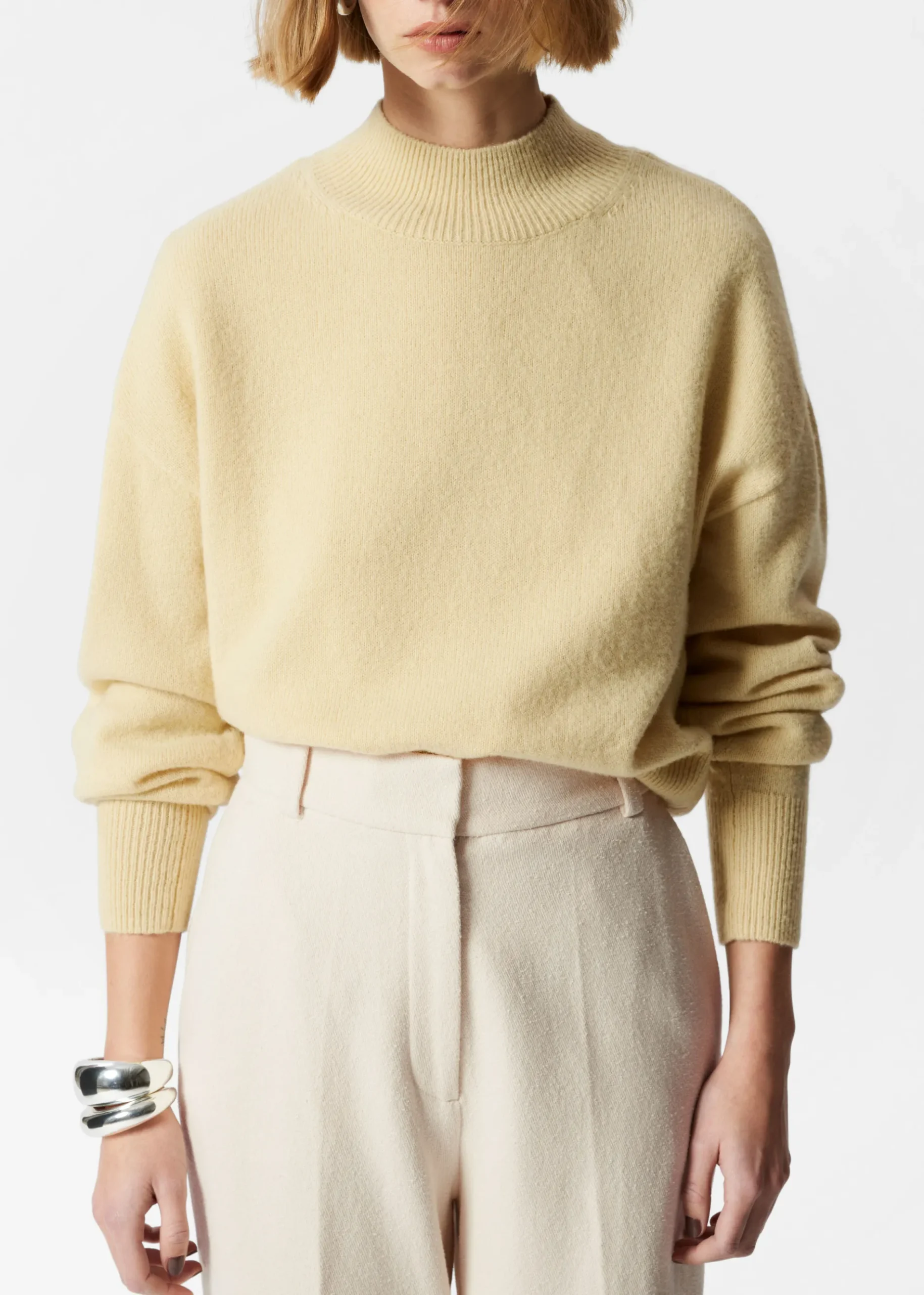 & Other Stories Pullover mit Stehkragen
