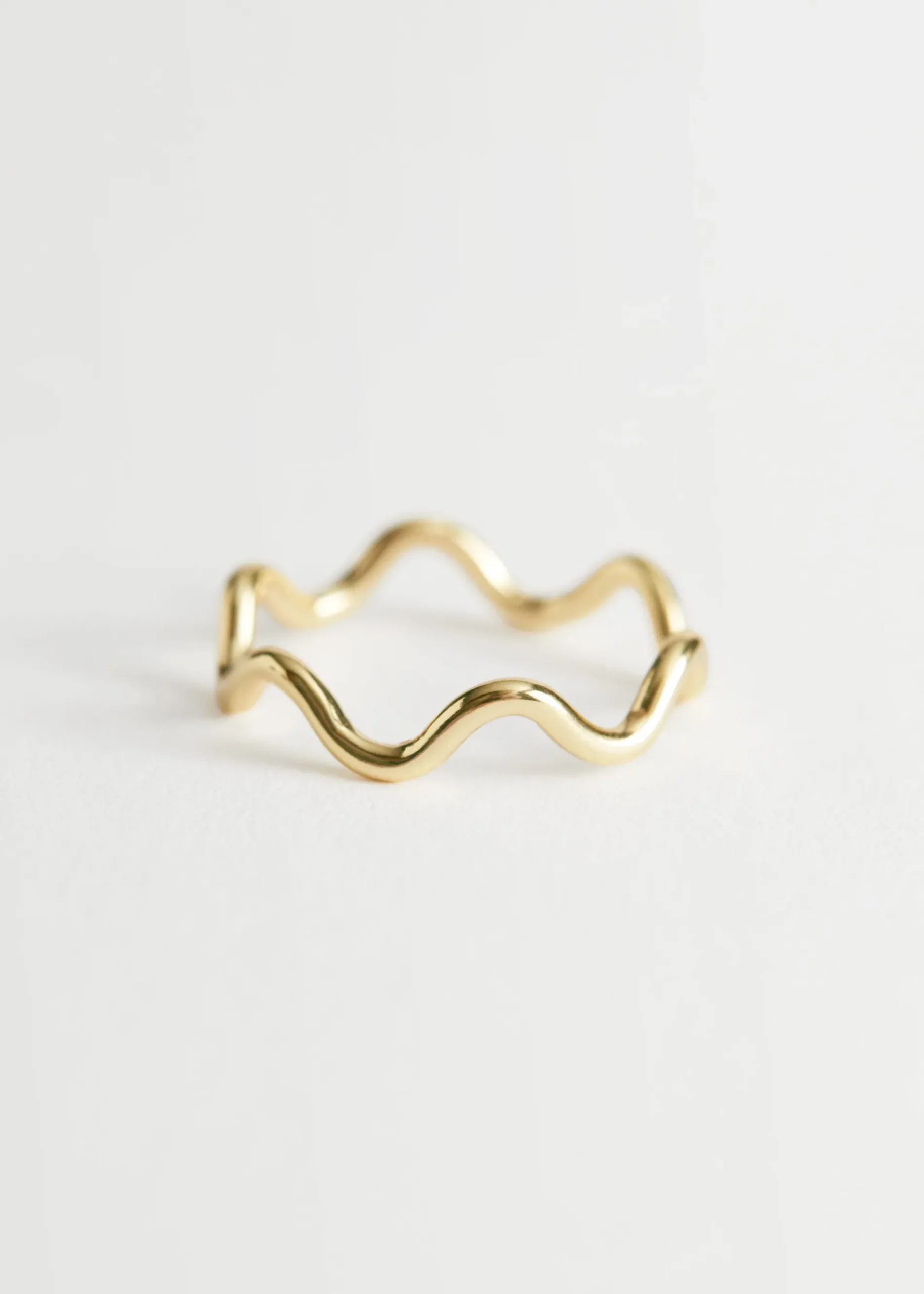 & Other Stories Schmaler Ring in Wellenform