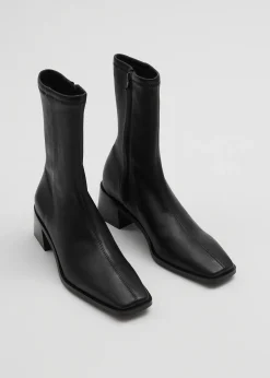 & Other Stories Sockboots aus Leder