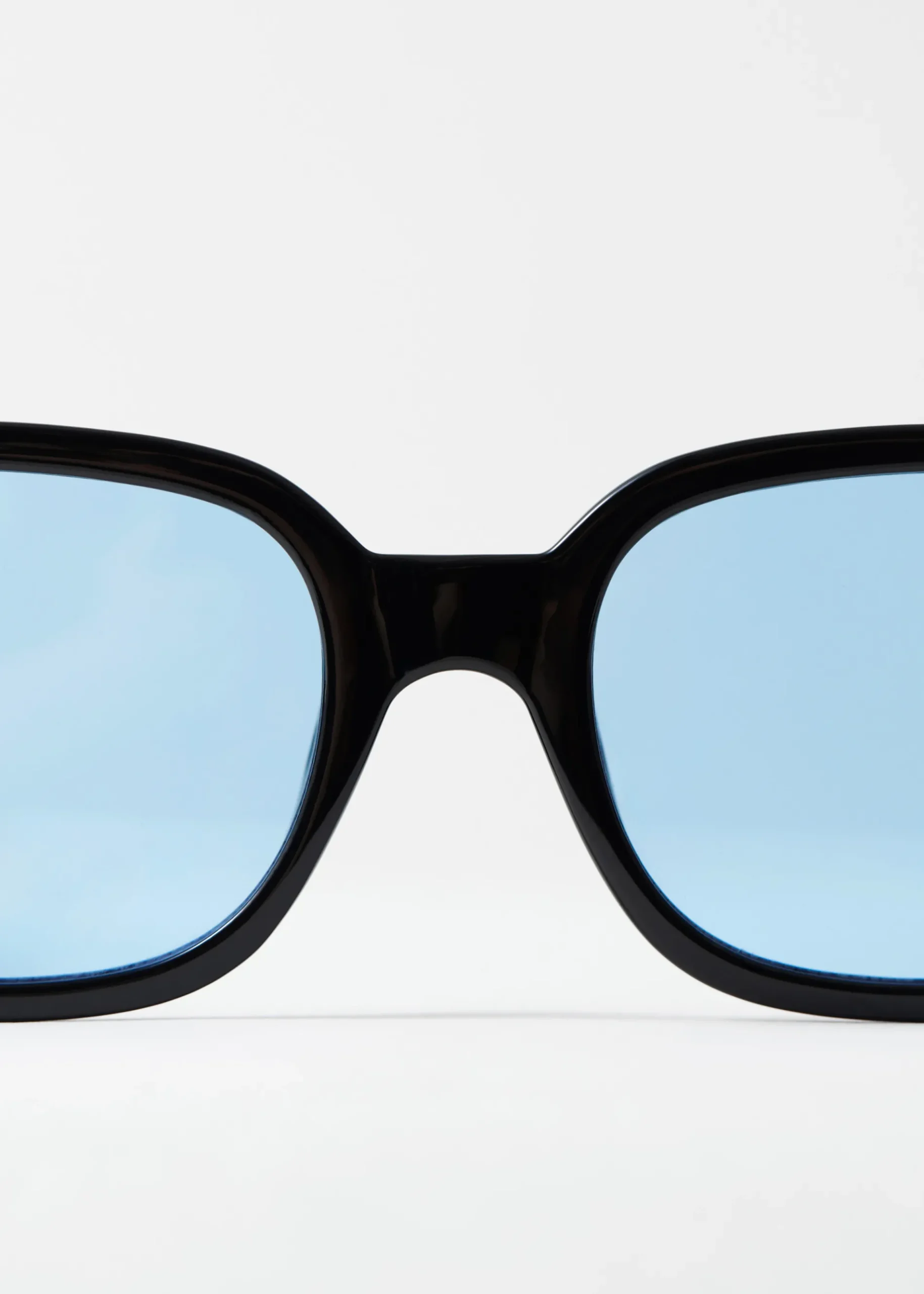 & Other Stories Sonnenbrille mit rechteckigem Rahmen