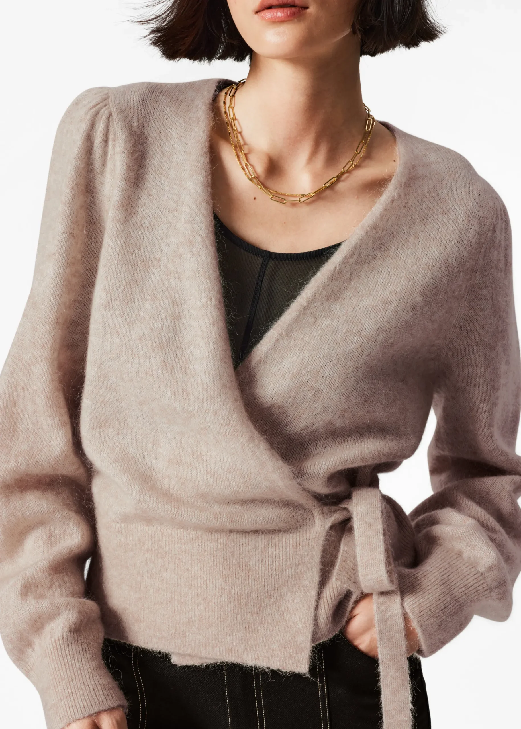 & Other Stories Strickjacke aus Mohair-Mix in Wickeloptik
