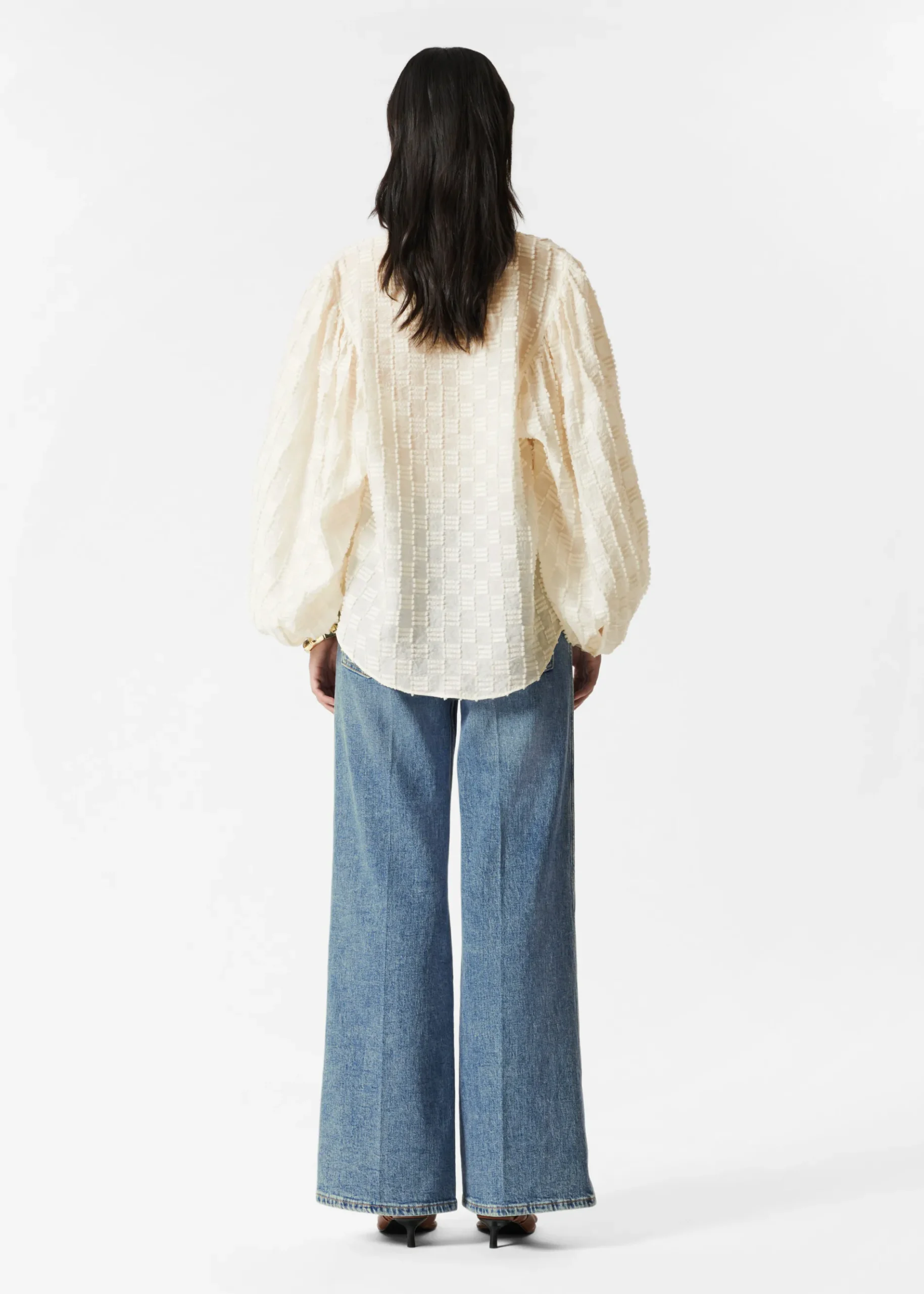 & Other Stories Strukturierte Bluse mit voluminösen Ärmeln