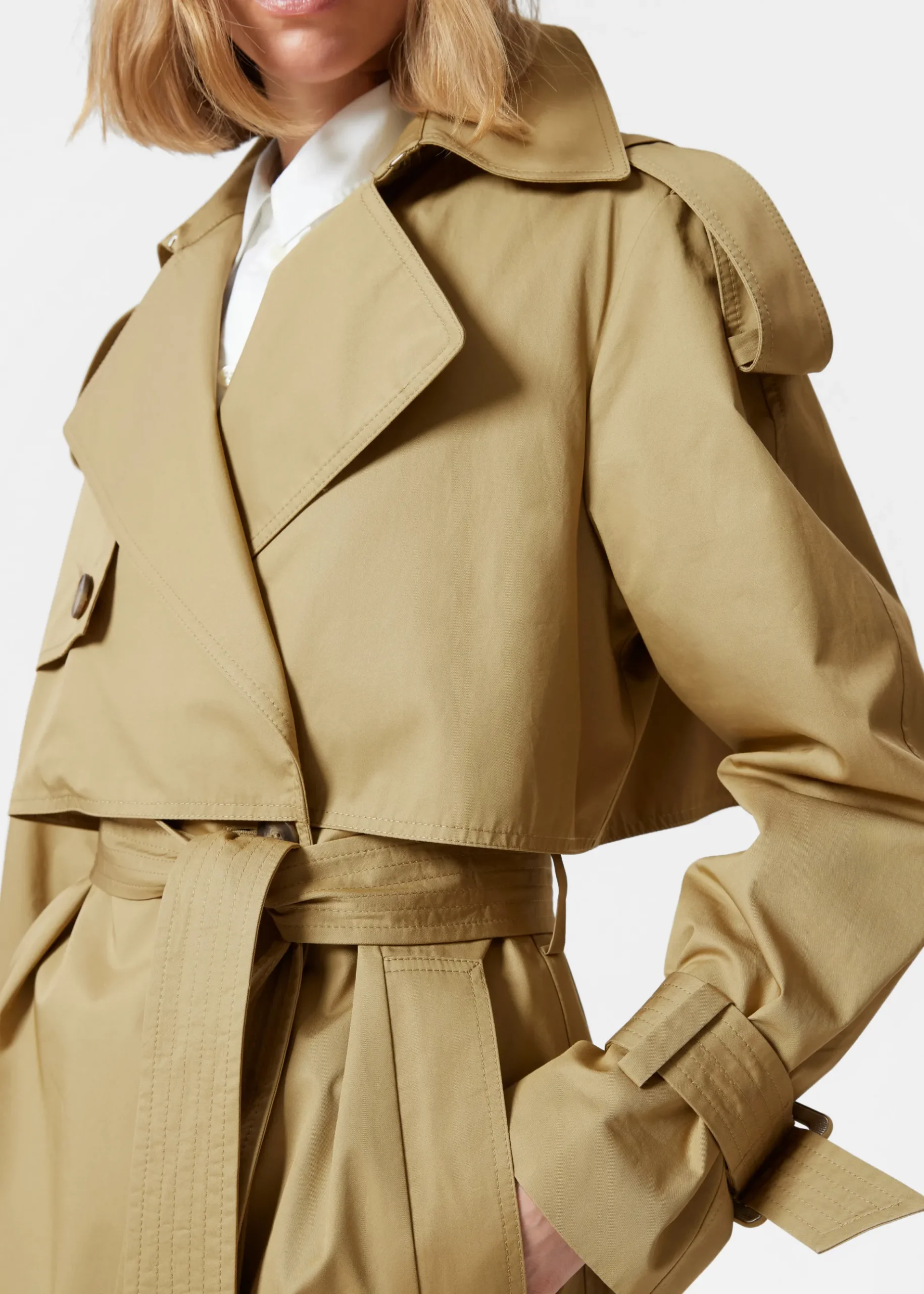 & Other Stories Trenchcoat mit Gürtel