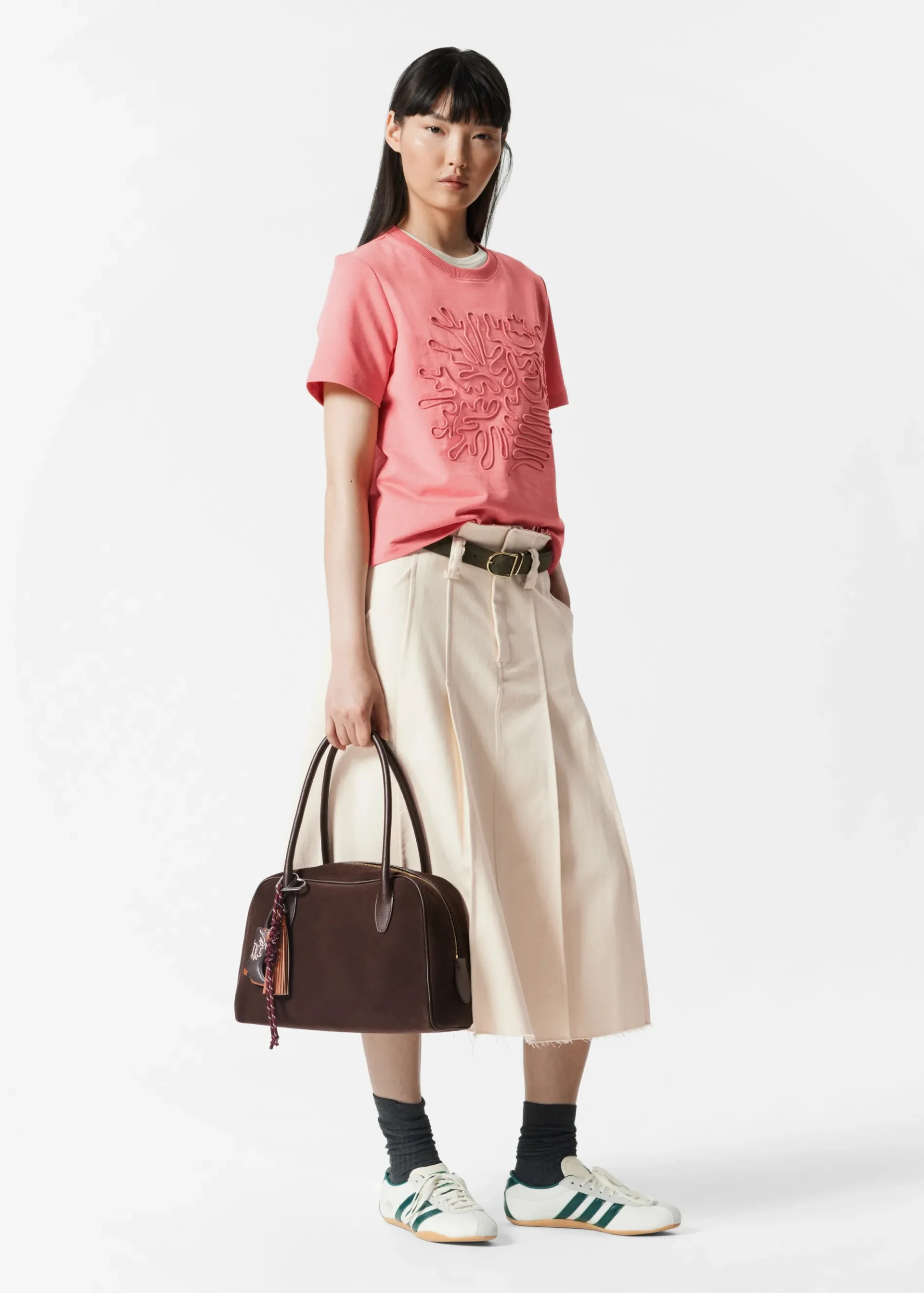 & Other Stories T-Shirt mit Blumenapplikation