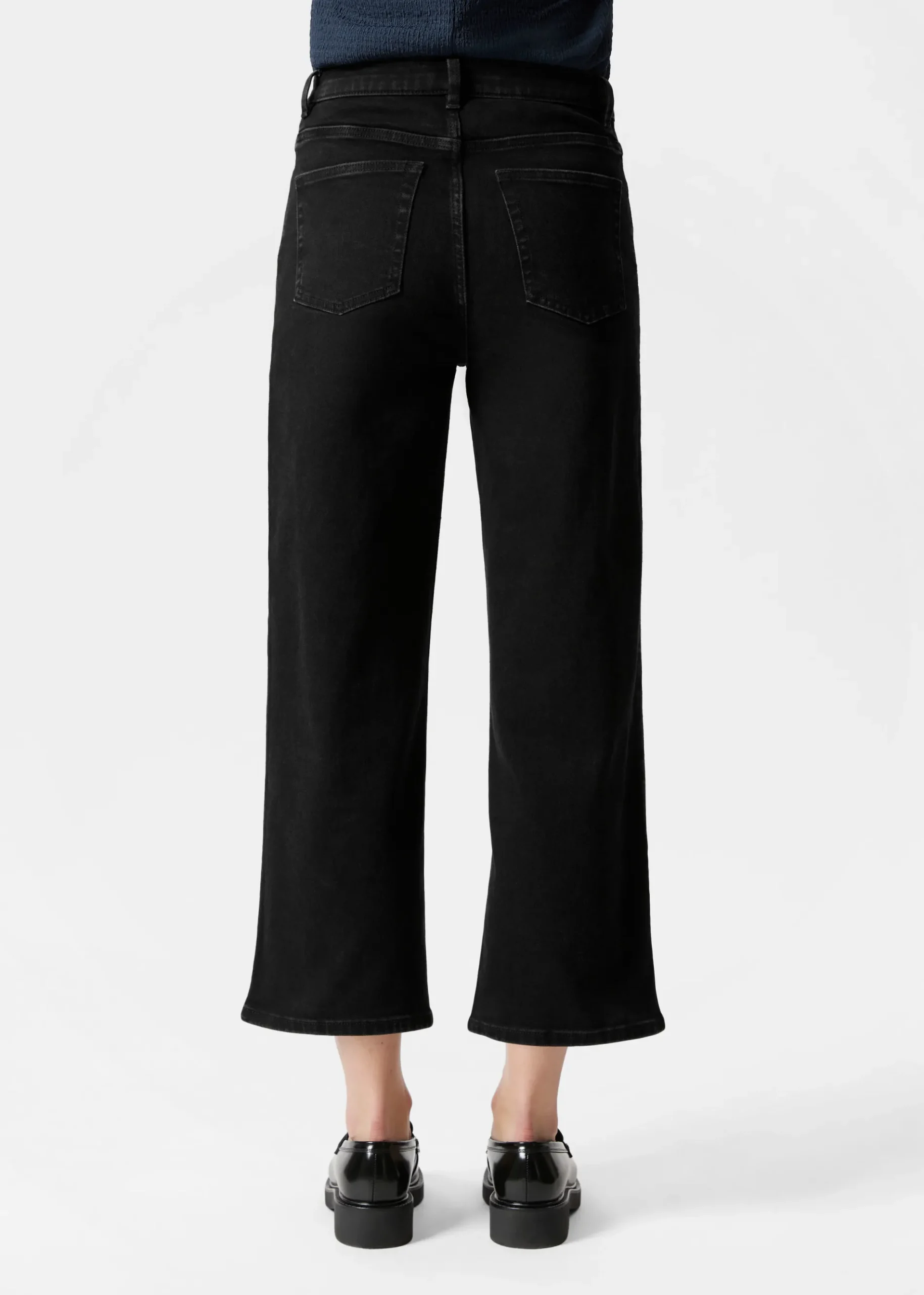 & Other Stories Verkürzte Jeans mit weitem Bein